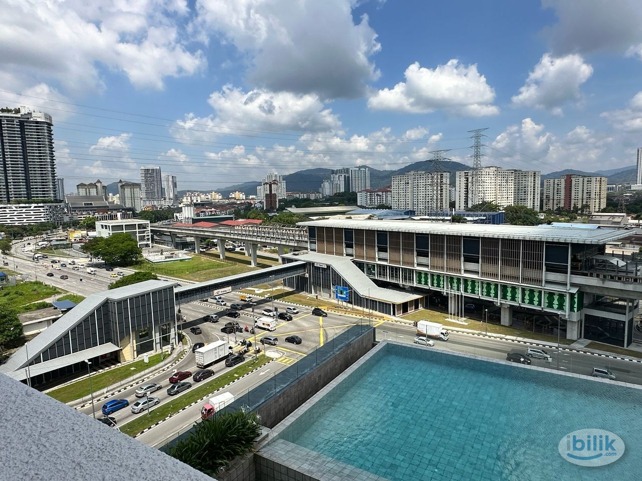 Suite Enesta, Kepong - Fully Furnished Brand New Medium Room (Female Only) - Image 4