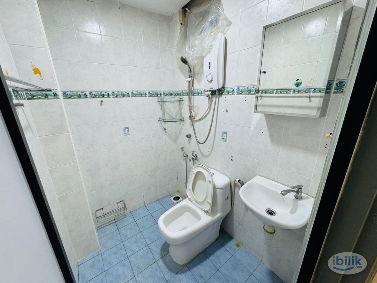 Skudai Co-Living, Taman selesa jaya Apartment RM400 - Image 2