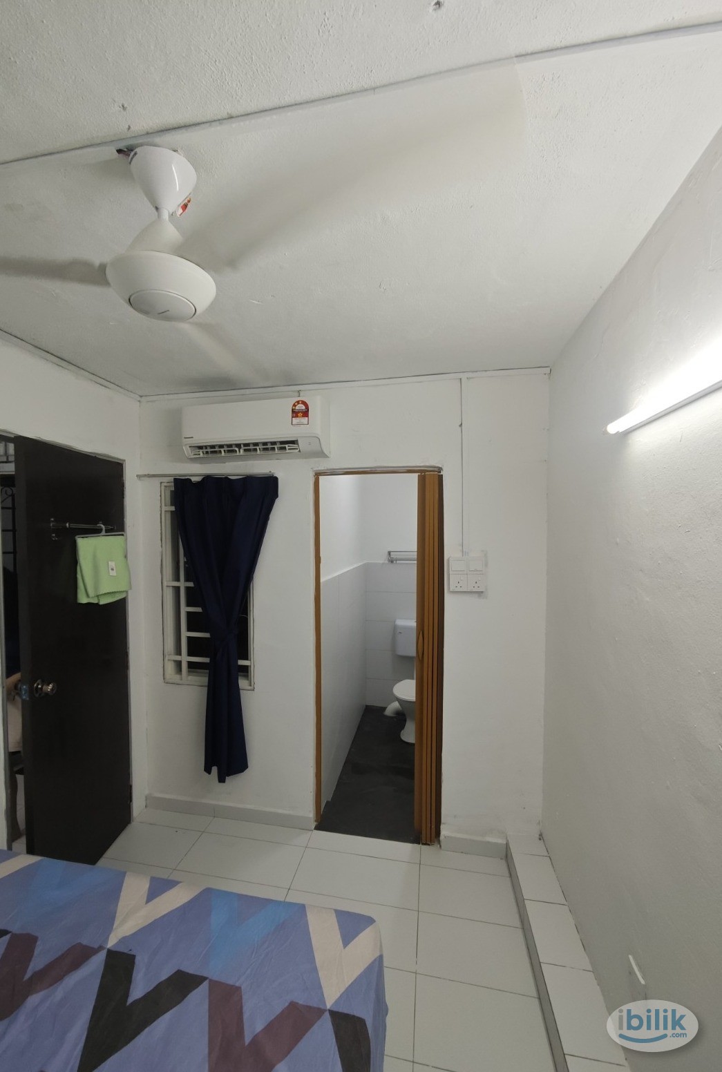 Middle Room at Taman Sri Sinar, Segambut - Image 2