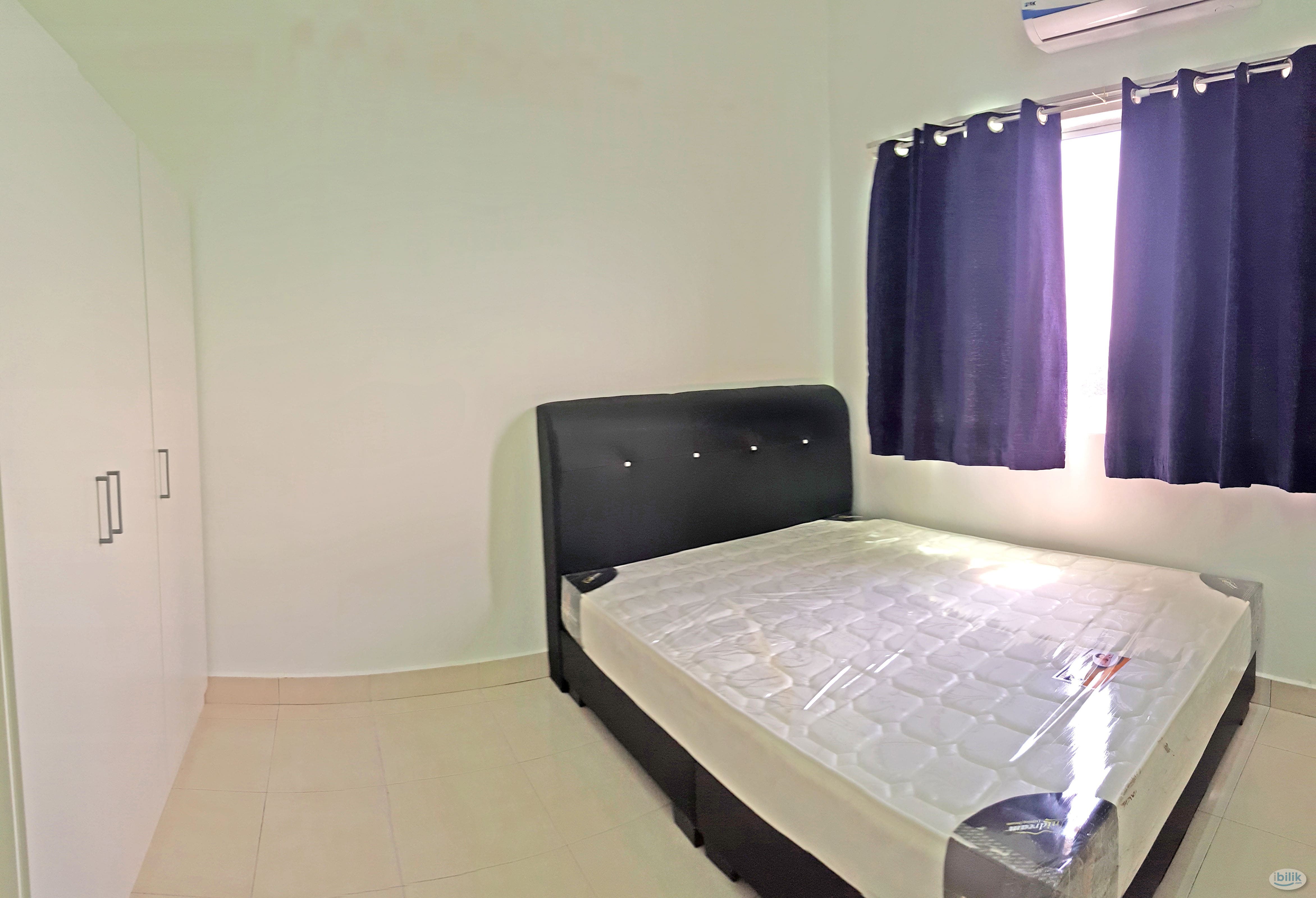 Bandar Sunway, Suriamas Condominium Medium Room for Rent 2025 - Image 3