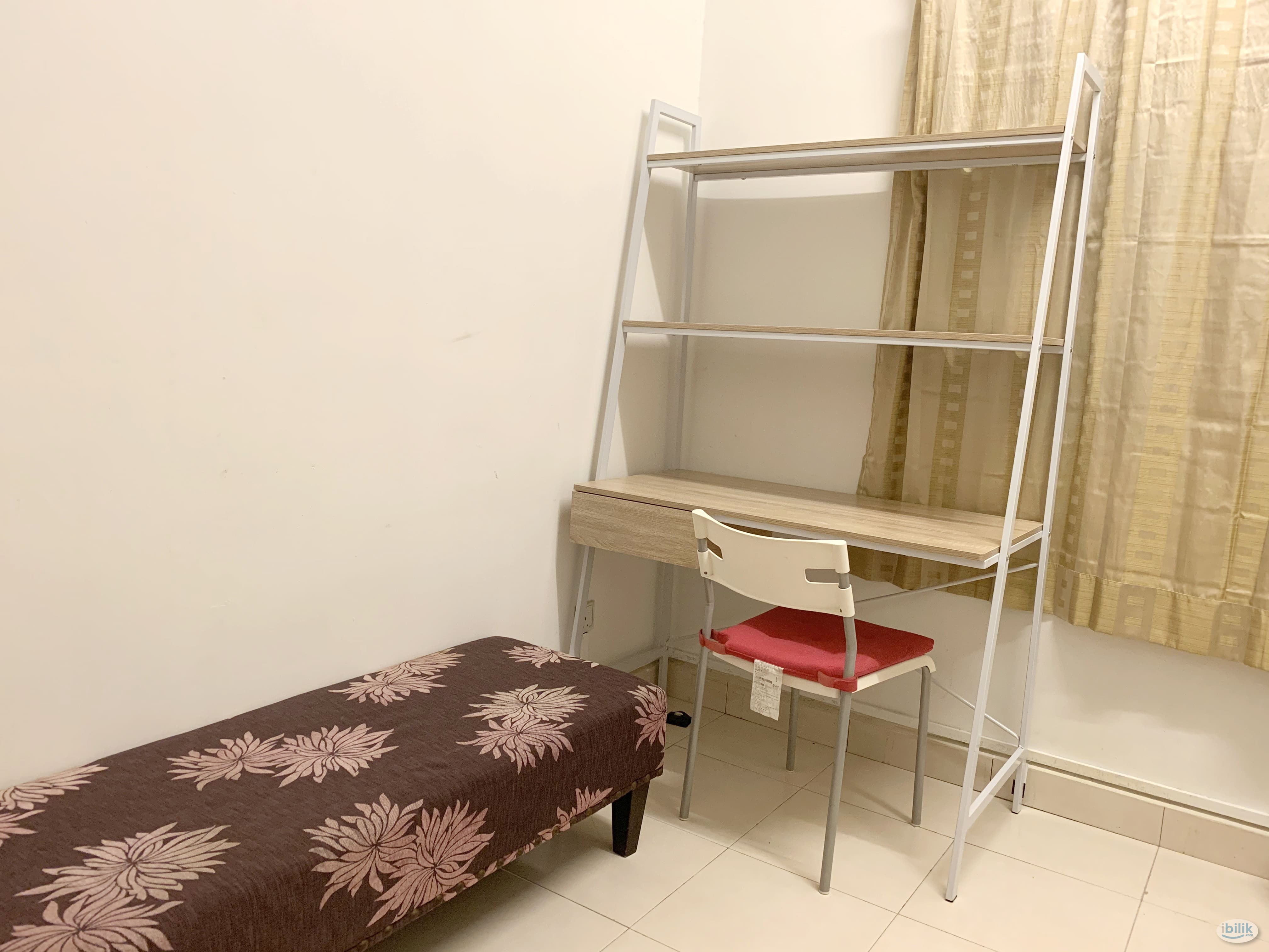 Bandar Sunway, Suriamas Condominium Medium Room for Rent 2025 - Image 4