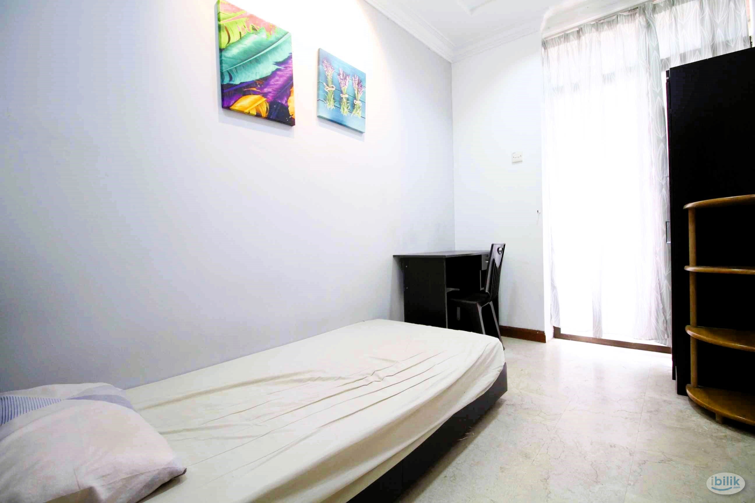 🔥Female Only. 7 mins to Publika, AC Room, Low Deposit🔥 Menara Duta 2, Dutamas - Image 1