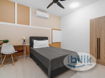 Exclusive Fully Furnished Private Medium Room, Walking Distance LRT - Image 1