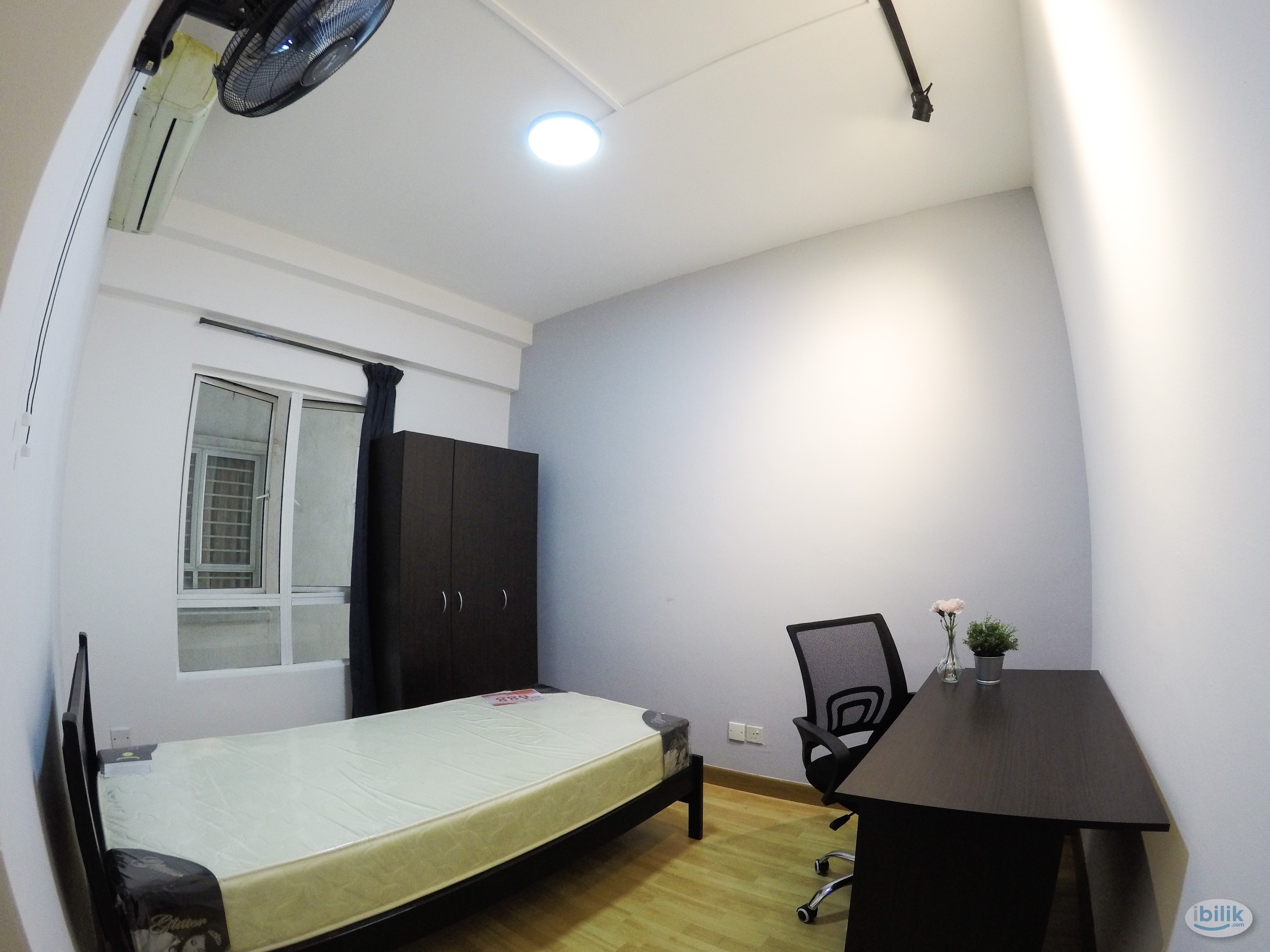 (Segi Kota Damansara) Single Room Cova Suites, MRT Kota Damansara - Image 1