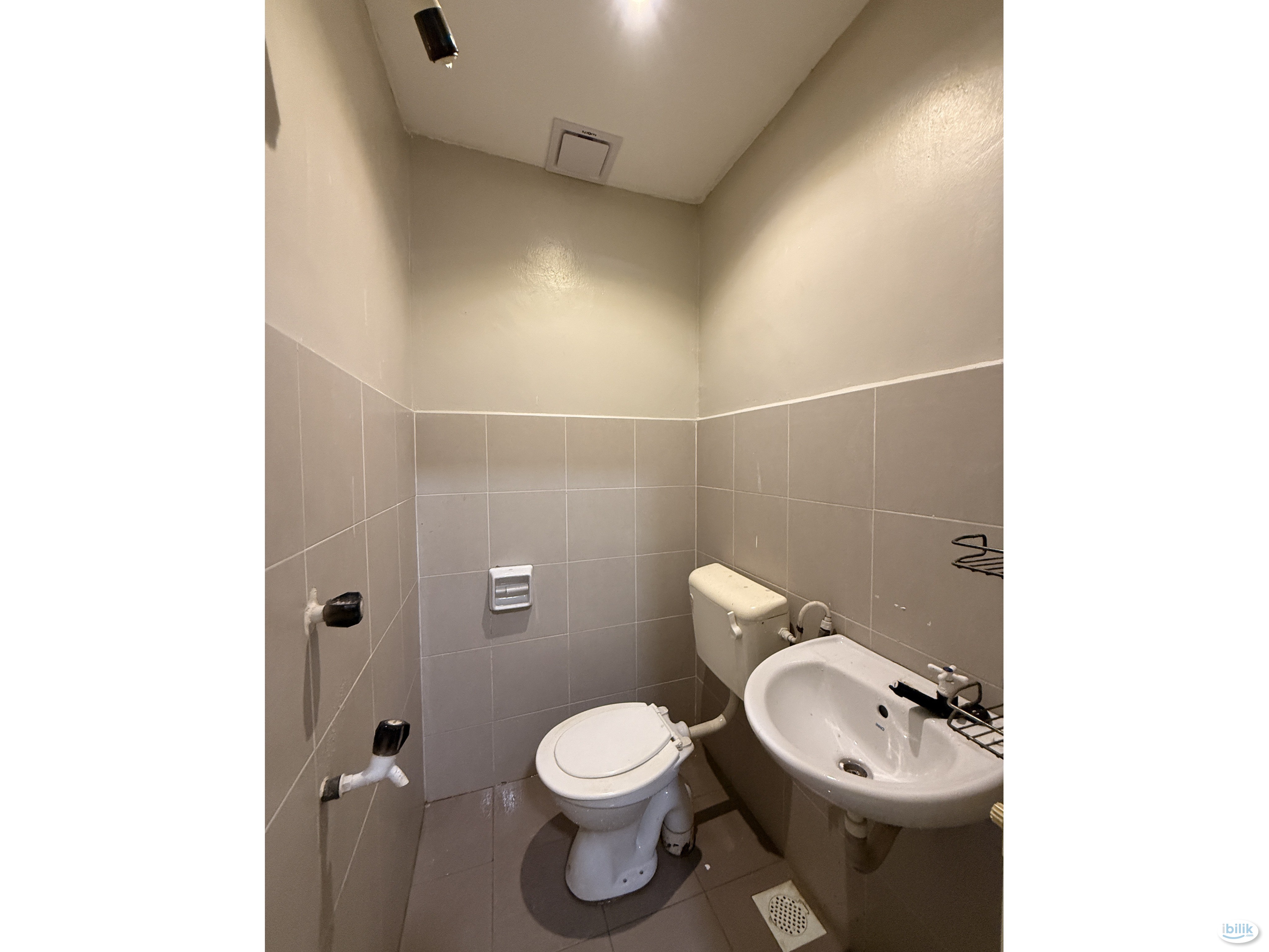Single Room at Taman Scientex, Pasir Gudang - Image 2