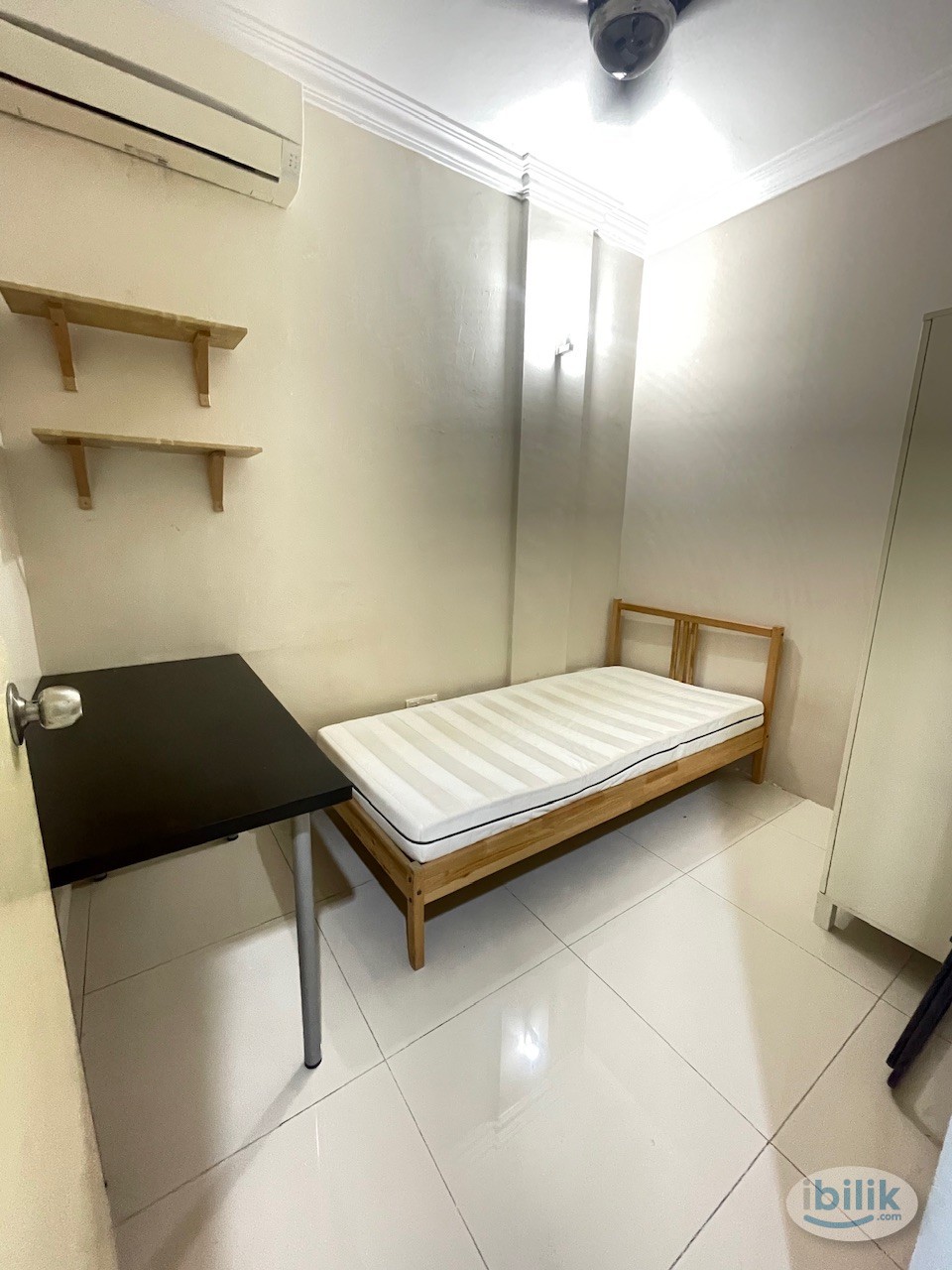 Single Room at Sunway Court, Bandar Sunway - Image 1