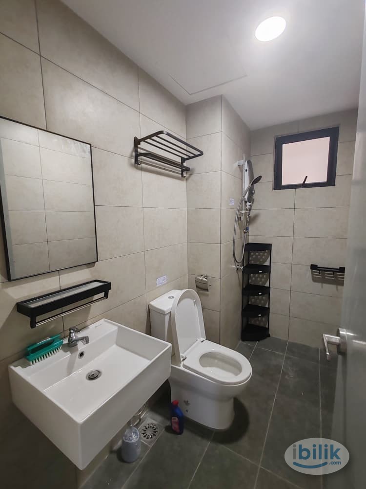 Middle Room at M LUNA / M-LUNA Residence, Kepong - Image 3