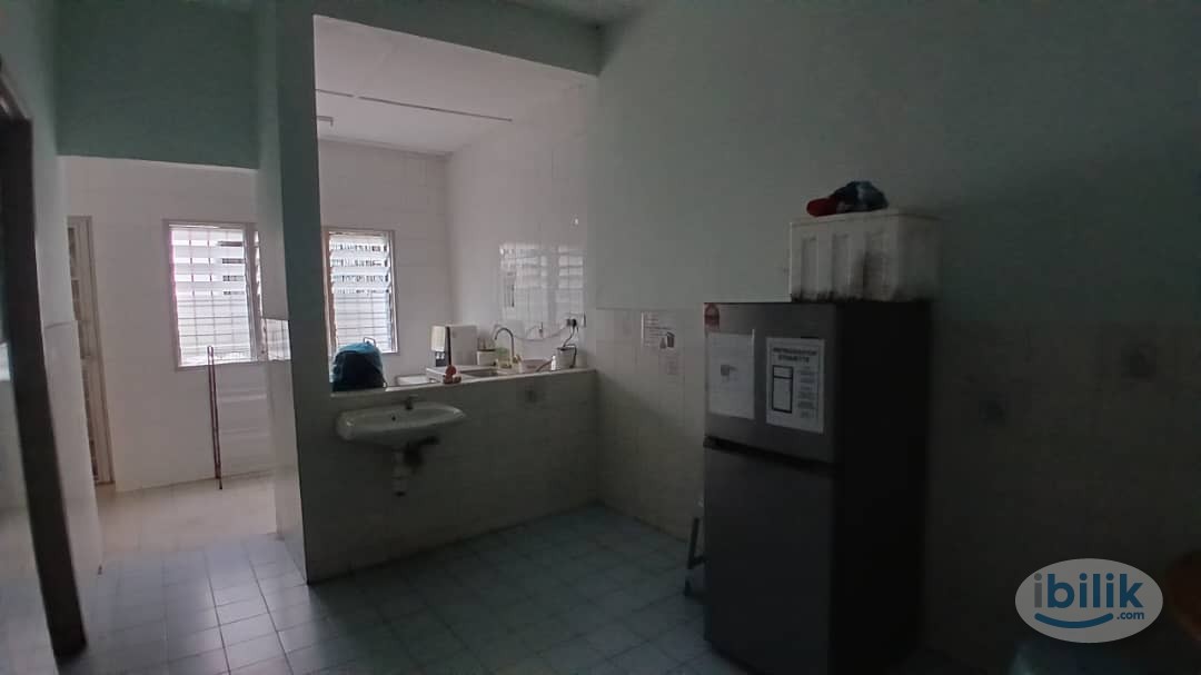 BANDAR PUCHONG JAYA, Single Room to Rent, Zero Deposit - Image 1