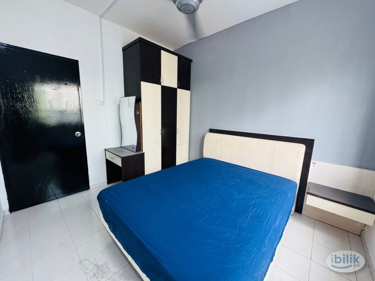JB Town , Permas Jaya , Room For RENT ( Co-Living ) Fully Furnished - Image 1