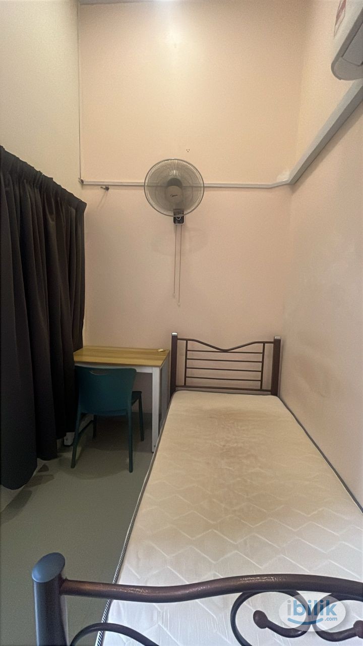 🏡petaling jaya ss2 room- available now-zero deposit low deposit - Image 1