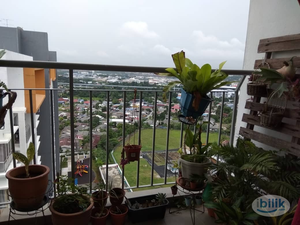 Fully Furnish Room w Aircond Near Mrt Bukit Dukung Station ( All Female) - Image 4