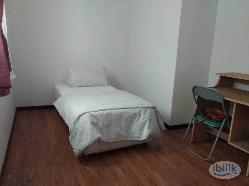 Fully Furnish Room w Aircond Near Mrt Bukit Dukung Station ( All Female) - Image 5