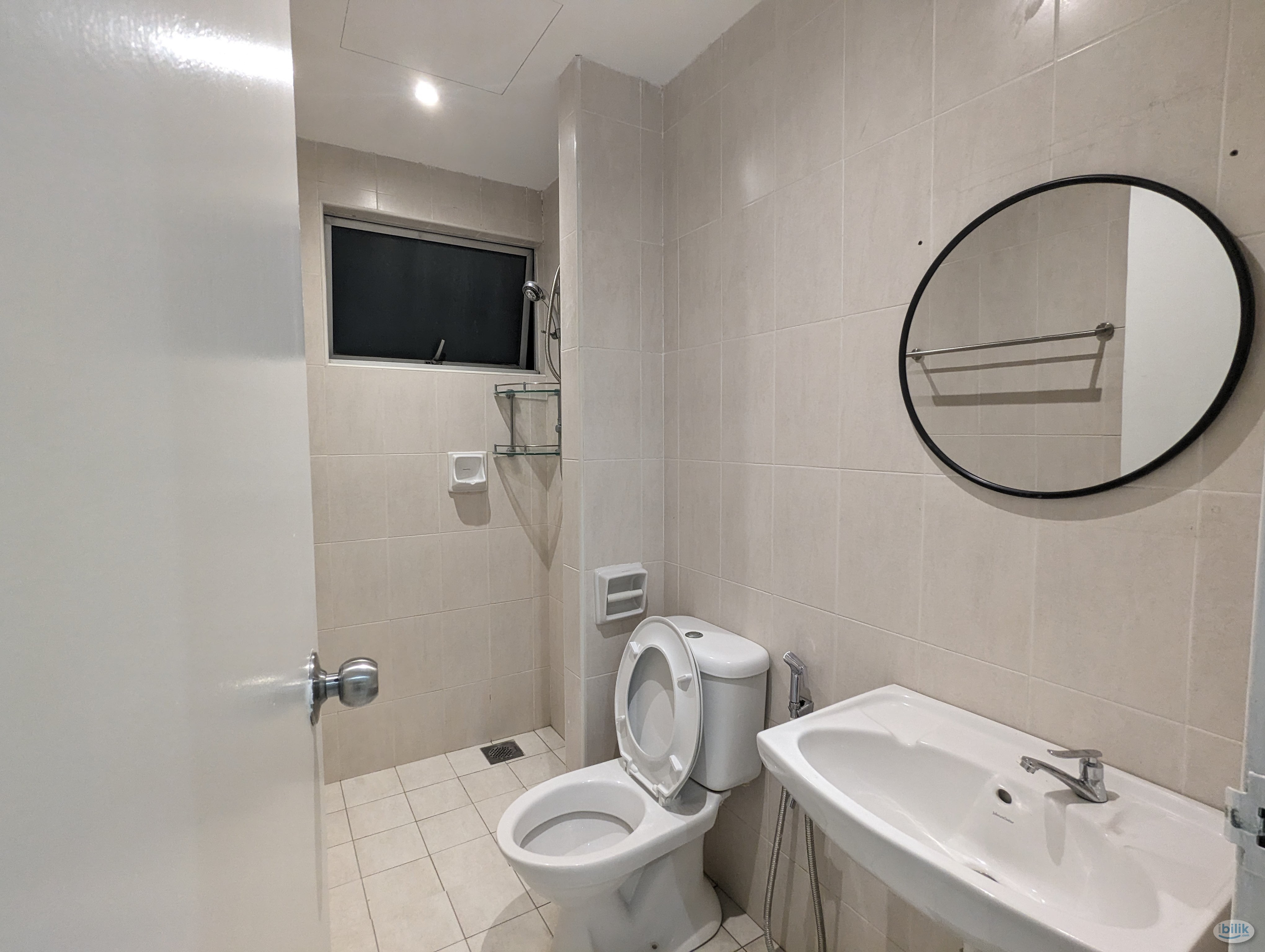 MRT 2 Sentul Barat Middle Room For Rent - Image 4