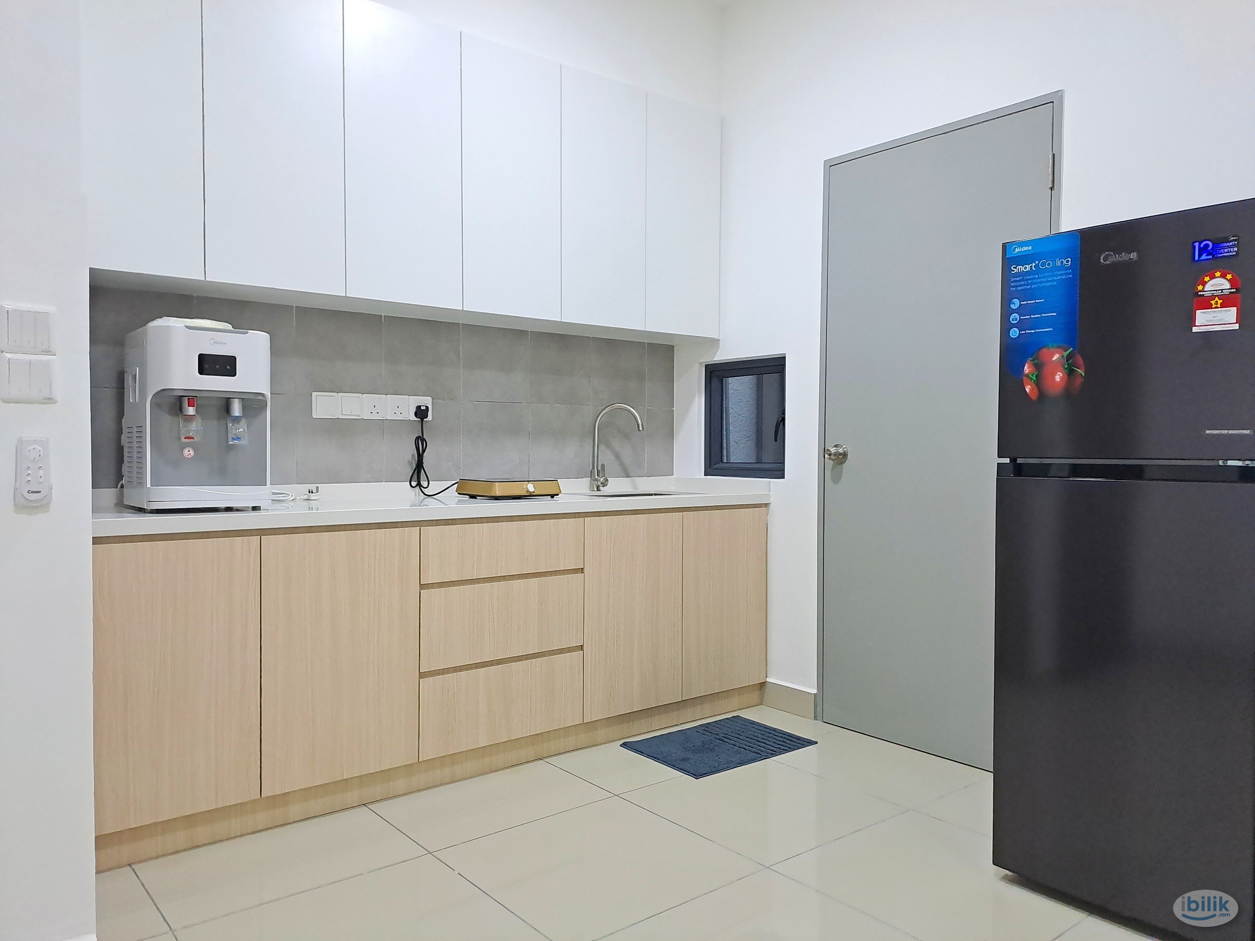 M Vertica Fully Furnished Midde Room, Nearby MRT, LRT, Velocity, AEON - Image 4