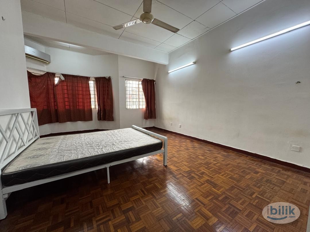 0 Deposit✅ Budget  Room at Bandar Utama, Petaling Jaya🏡 - Image 2
