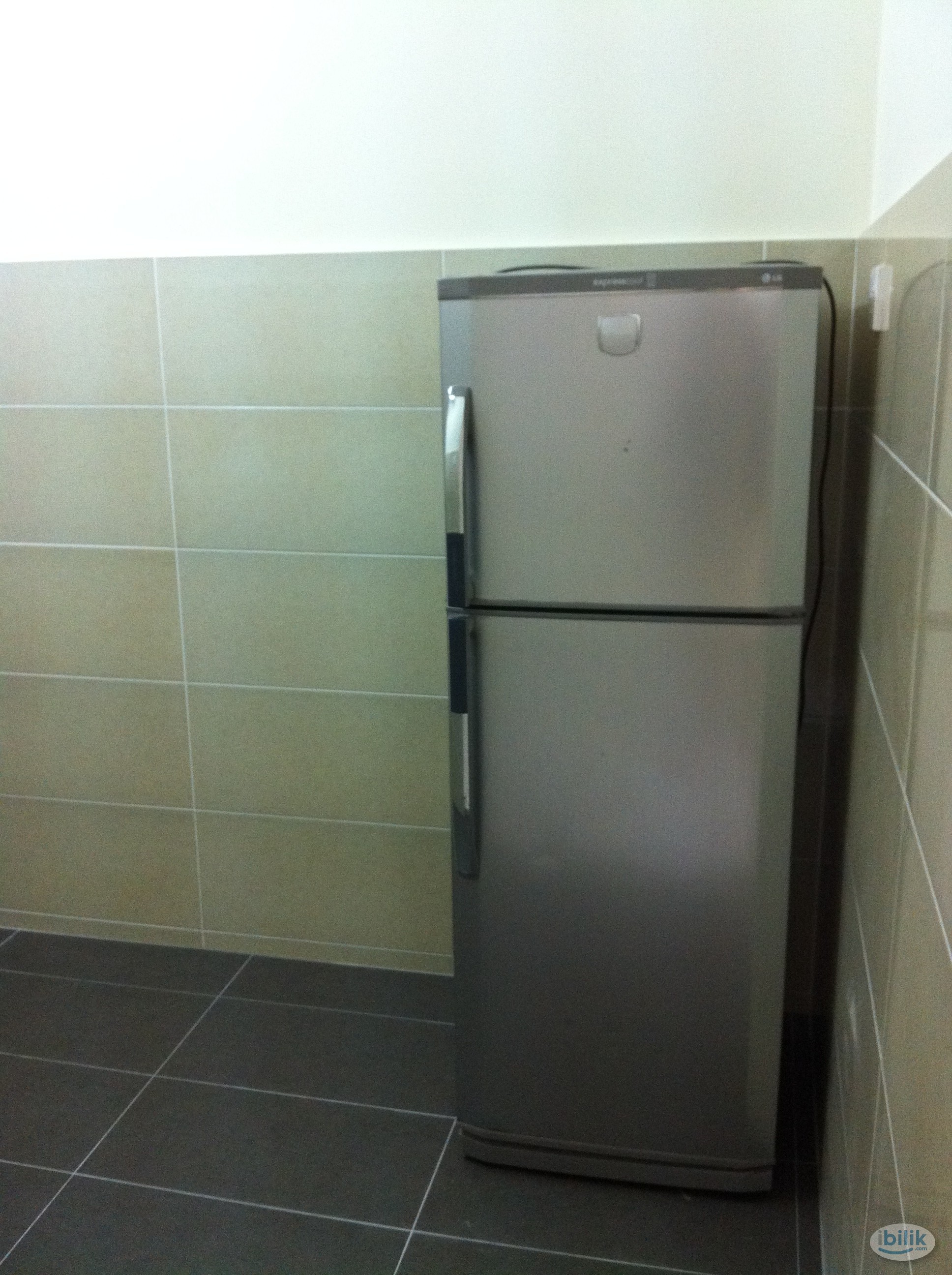 Single Room for Rent at Green Acre Park, Bandar Sungai Long - Image 4