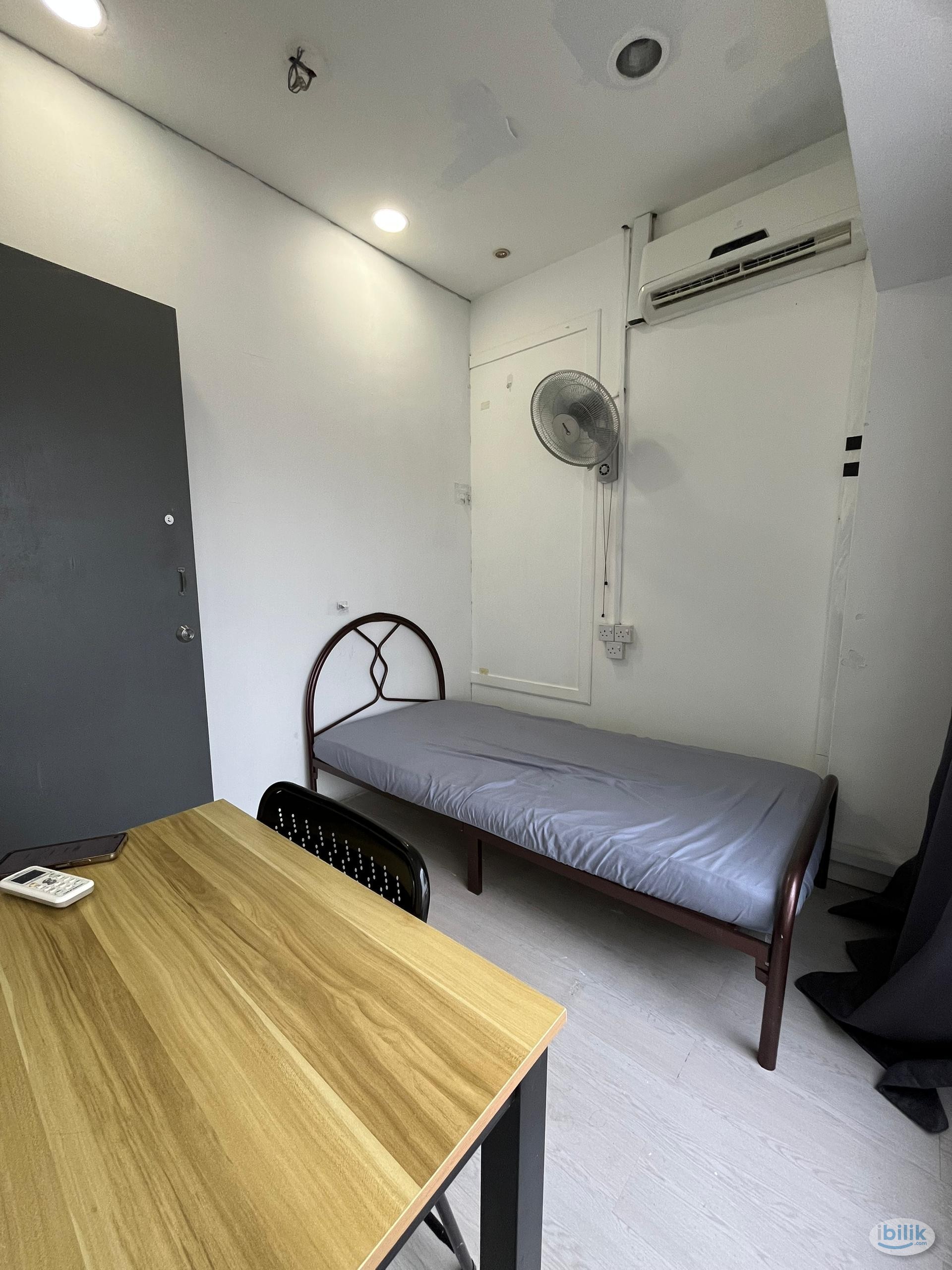 Single Room at Damansara Utama | 6 mins to MRT TTDI 🚆 - Image 1