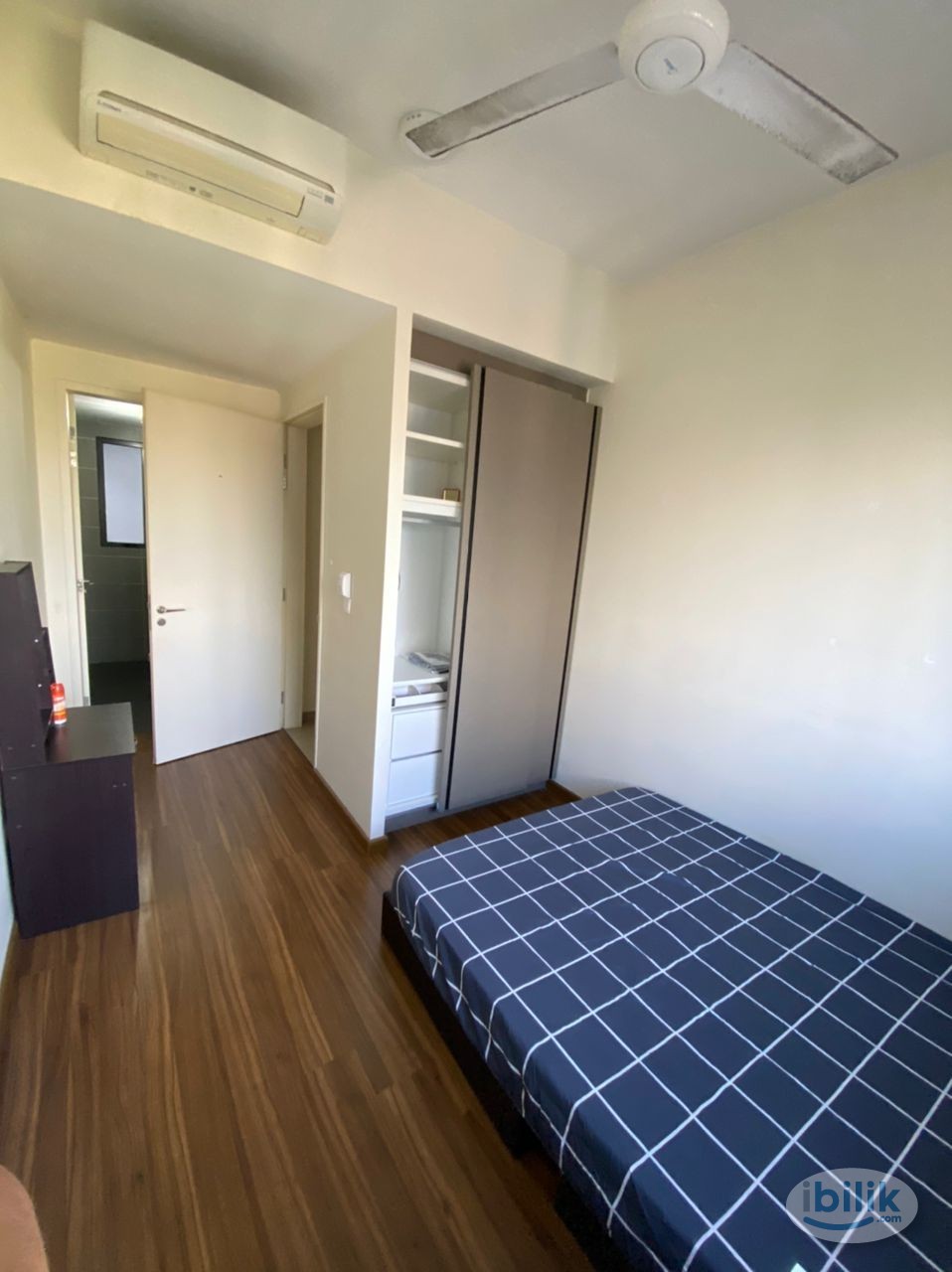 FREE WIFI+CLEANING , Master Room at The Petalz, Old Klang Road - Image 2