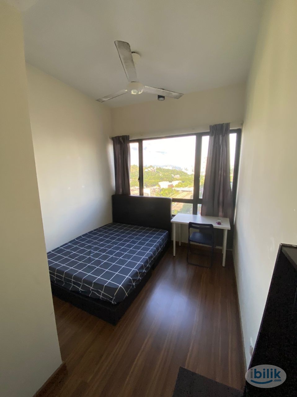 FREE WIFI+CLEANING , Master Room at The Petalz, Old Klang Road - Image 1