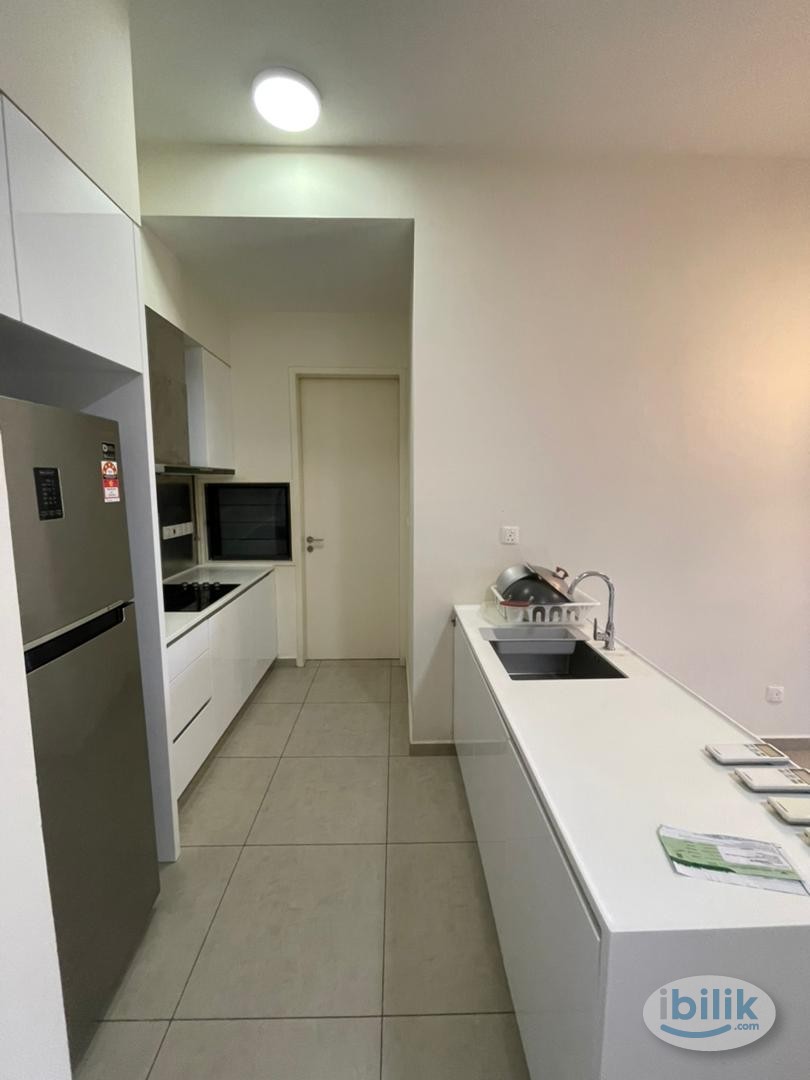 FREE WIFI+CLEANING , Master Room at The Petalz, Old Klang Road - Image 5