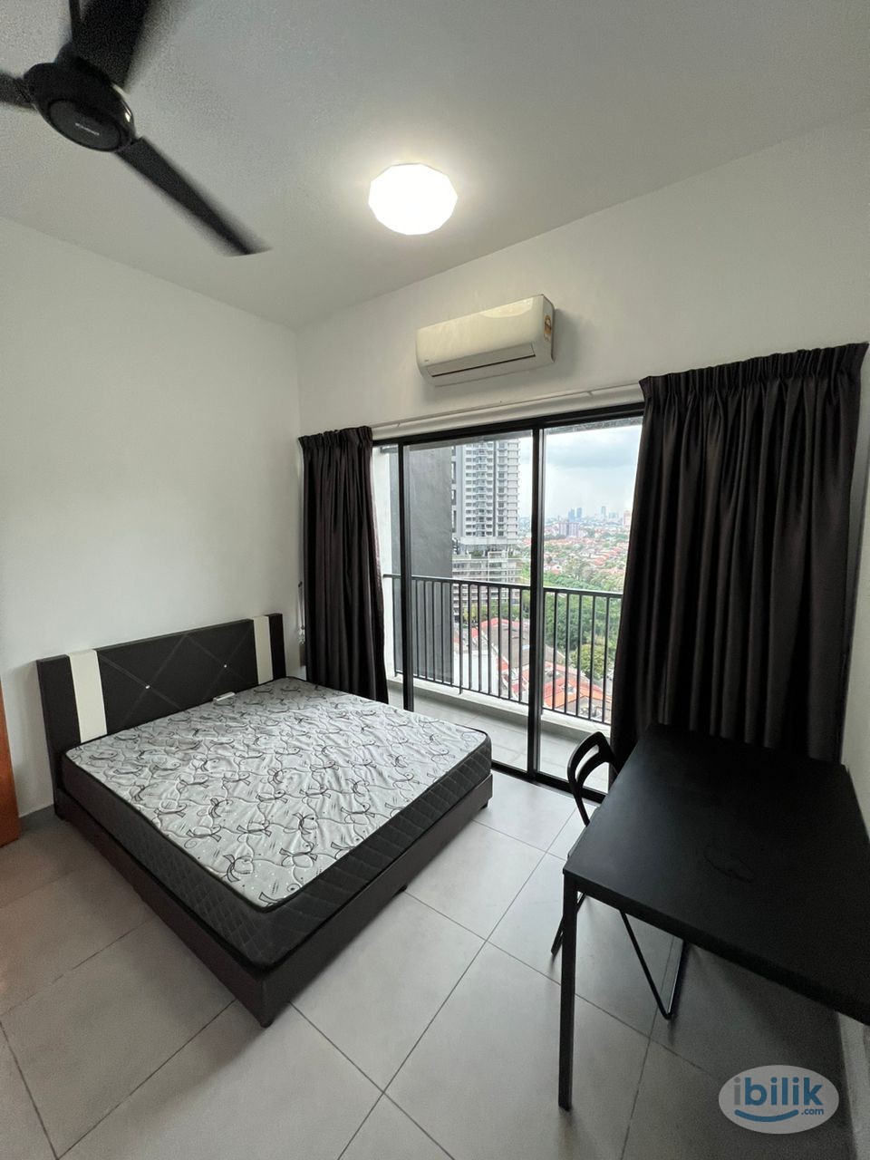 FREE WIFI+UTILITIES, BALCONY Middle Room at D'Sands Residence, Old Klang Road - Image 1