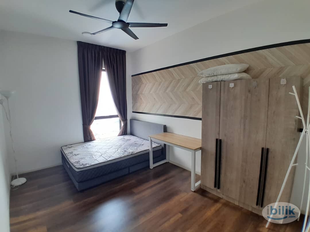 Middle Room at SQWhere, Sungai Buloh - Image 3