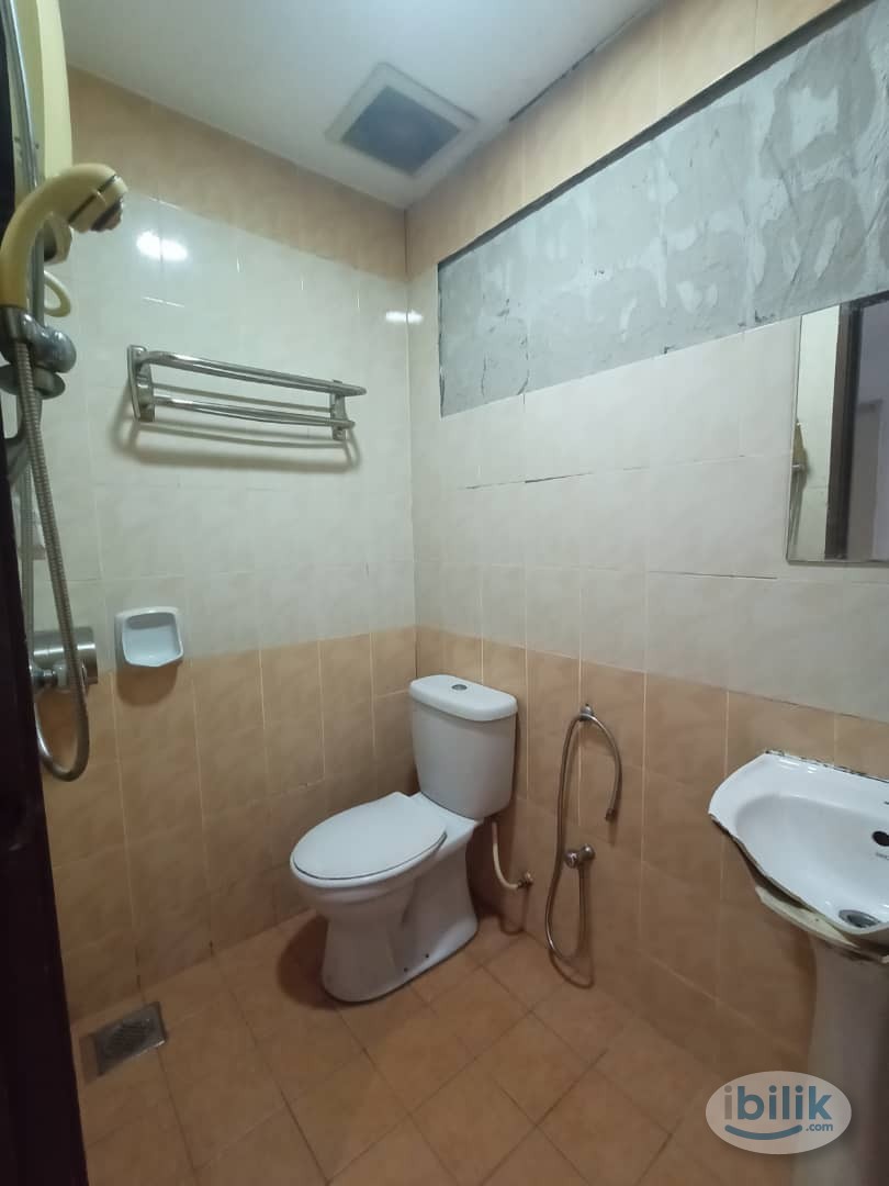 🚀OCTOBER PROMOTION‼️🔥 ROOM FOR RENT NEAR MASJID JAMEK🤩 7 MIN WALK TO LRT STATION 🚉 0 DEPOSIT, IMMEDIATELY MOVE IN ✅ - Image 3