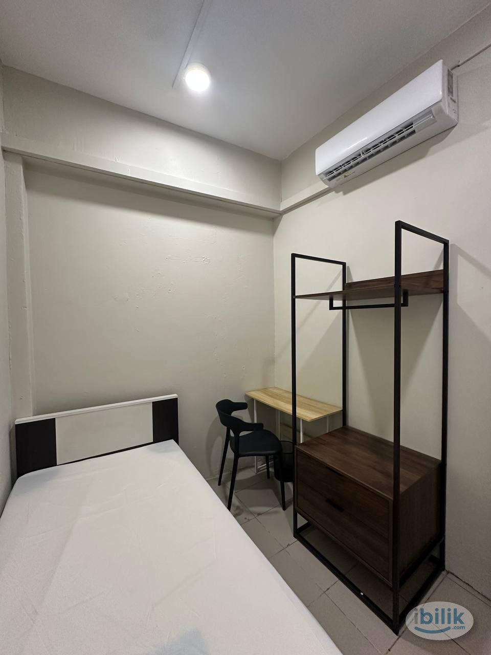 [ 7min walk to LRT Plaza Rakyat 🚂 l 4min Maybank Branch 🚝 ] ❤️‍🔥 Private bilik aircon di dlm Bukit Bintang‼️ - Image 2