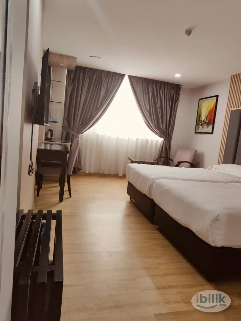 Spacious & Cozy Deluxe Room at Bandar Baru Klang, Klang - Image 3