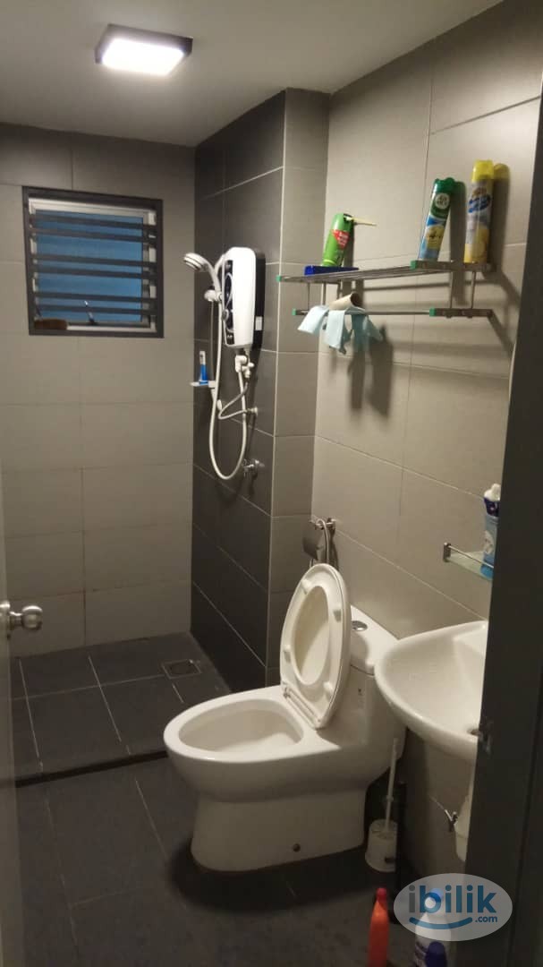 Middle Room (MUSLIMAH ONLY) Condo Semenyih nearby ecohill Mall, Econsave - Image 2