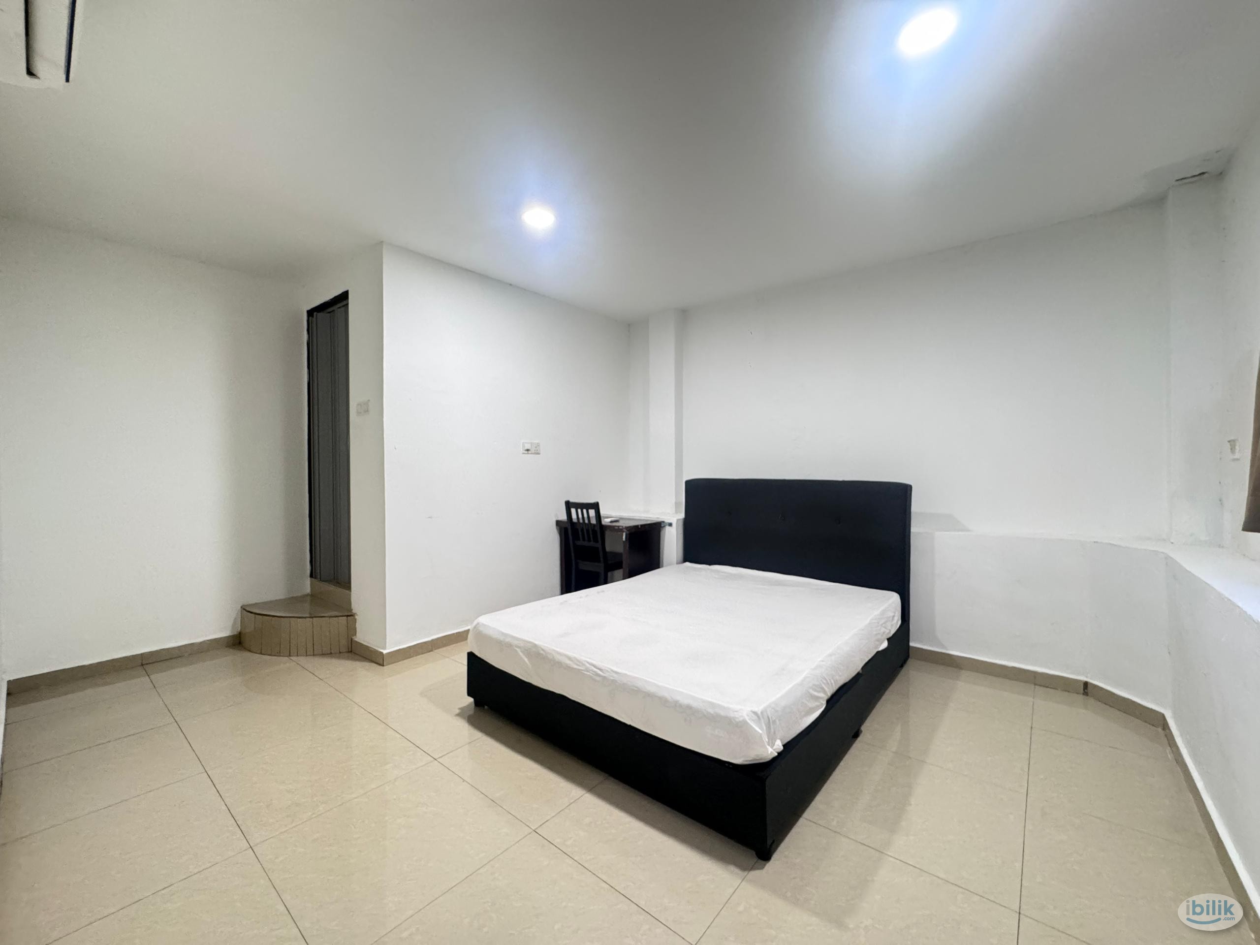 BANDAR BOTANIC, KLANG, Master Room To Rent, Zero deposit - Image 2