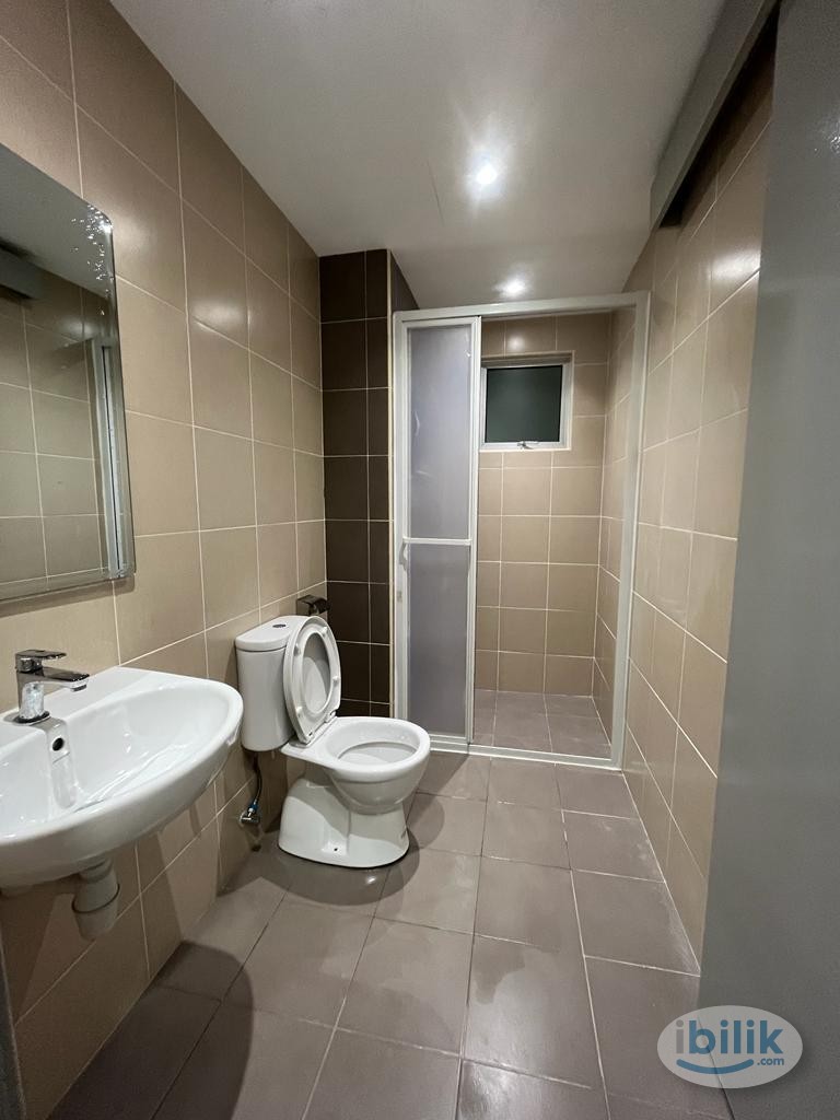 Master Room(Fully Furnished) at Aradia Residence @ Lake City KL North, Taman Wahyu - Image 5