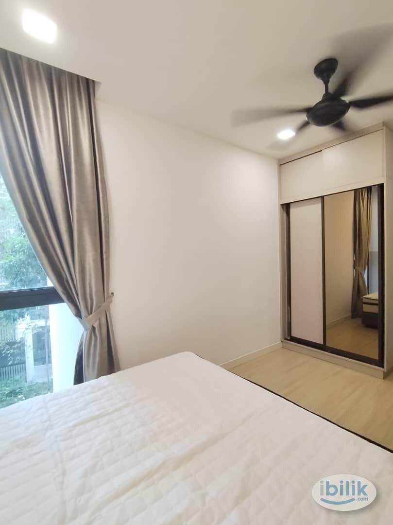Middle Room at H2O Residences, Ara Damansara - Image 3