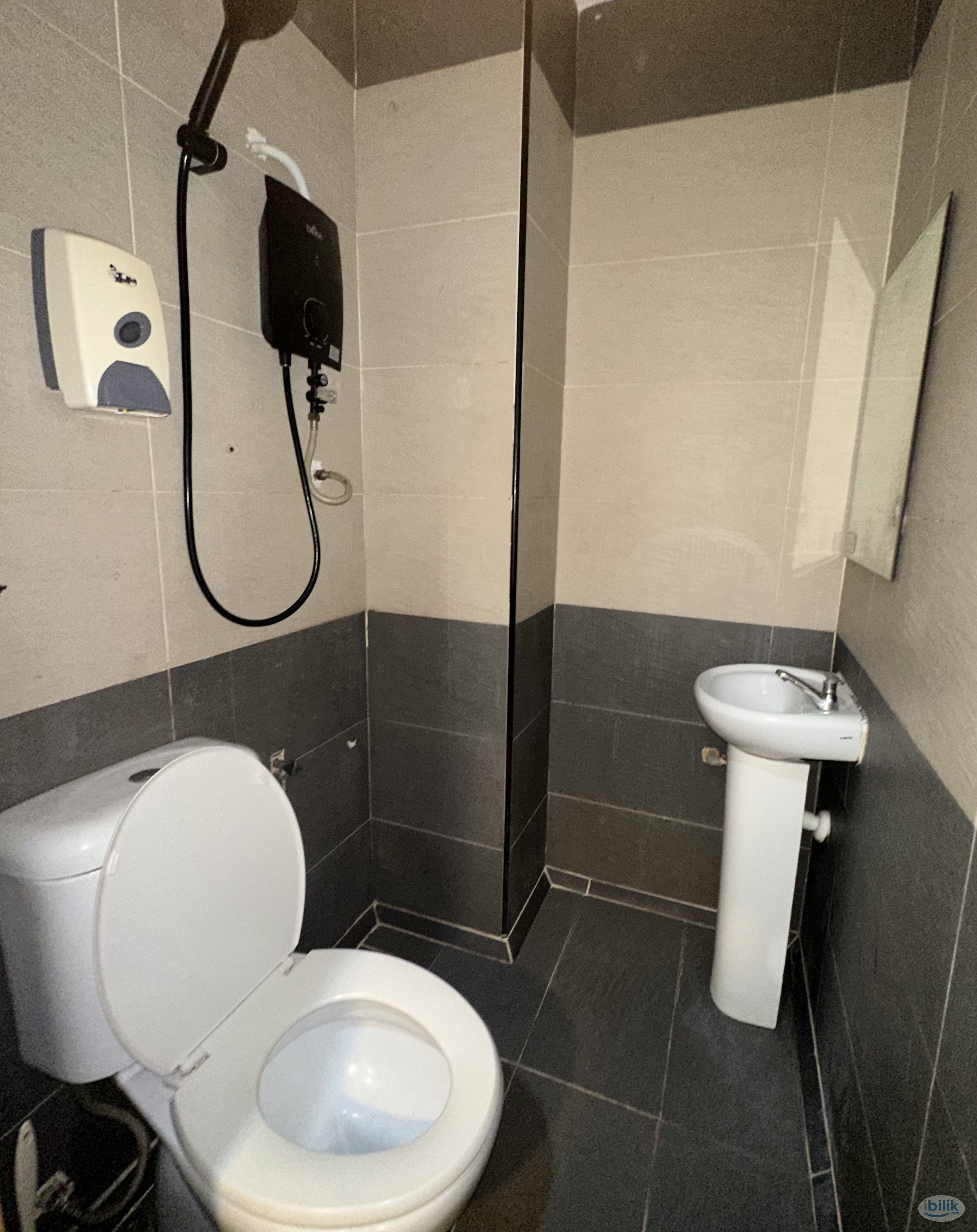 ‼️🤩 COLIVING WINDOW ROOM IN SHAH ALAM ‼️🤩 MOVE IN IMMEDIATELY WOTH ZERO DEPOSIT ‼️😱 - Image 3