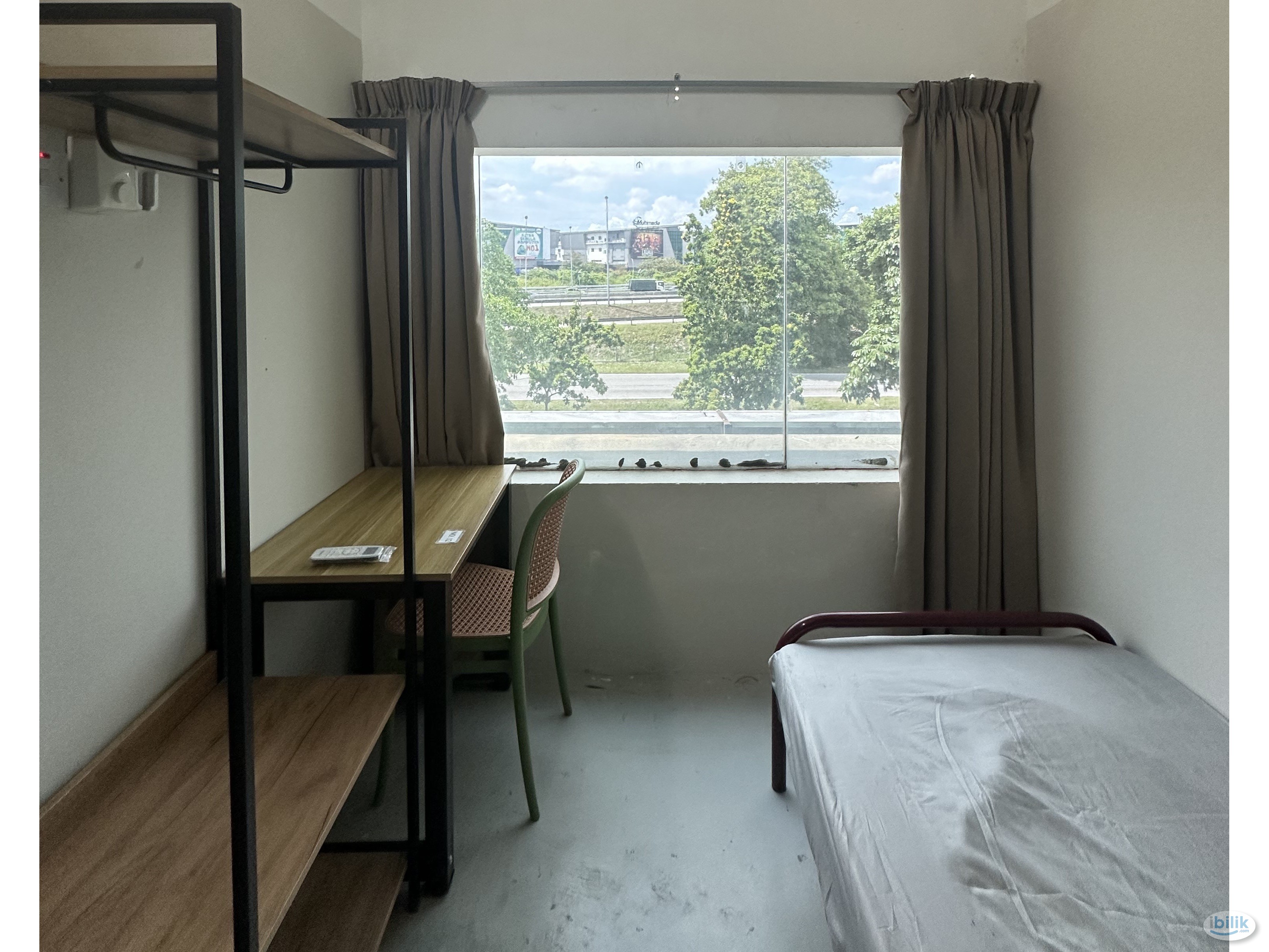 🤩 ROOM IN KOTA KEMUNING 🤩 MOVE IN IMMEDIATELY WITH ZERO DEPOSIT 🤩 - Image 1