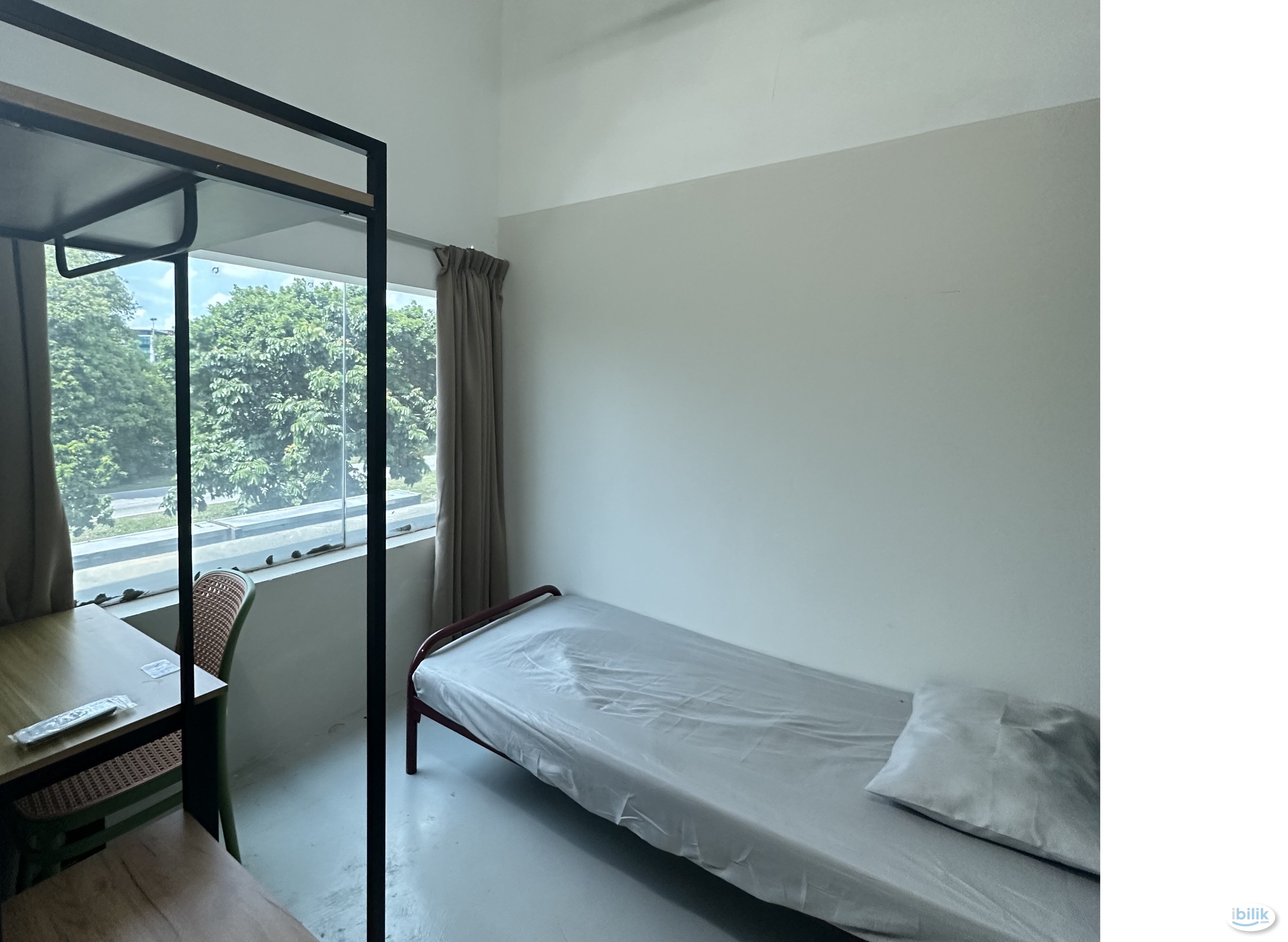 🤩 ROOM IN KOTA KEMUNING 🤩 MOVE IN IMMEDIATELY WITH ZERO DEPOSIT 🤩 - Image 2