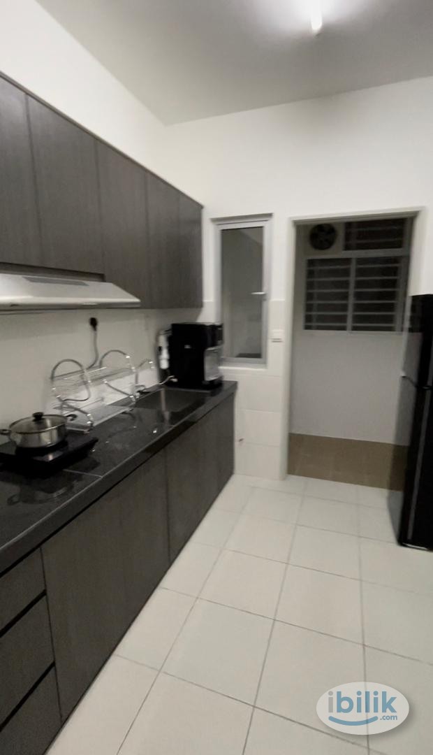 Female Single Room (Walk to LRT Station) Rent include utilities  - Image 1