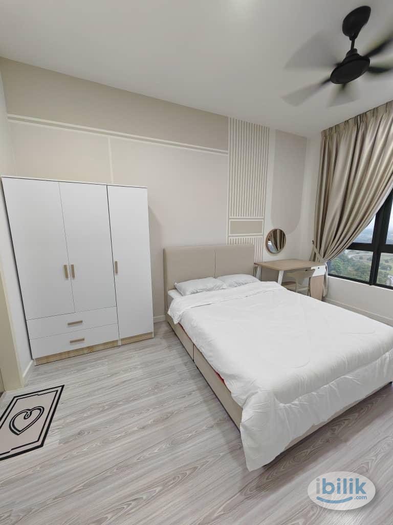 Female Single  Master Room (Walk to LRT Station) Rent include utilities  - Image 2