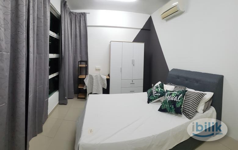 🏡Nice view balcony Middle Room at Bandar Kinrara, Puchong - Image 1