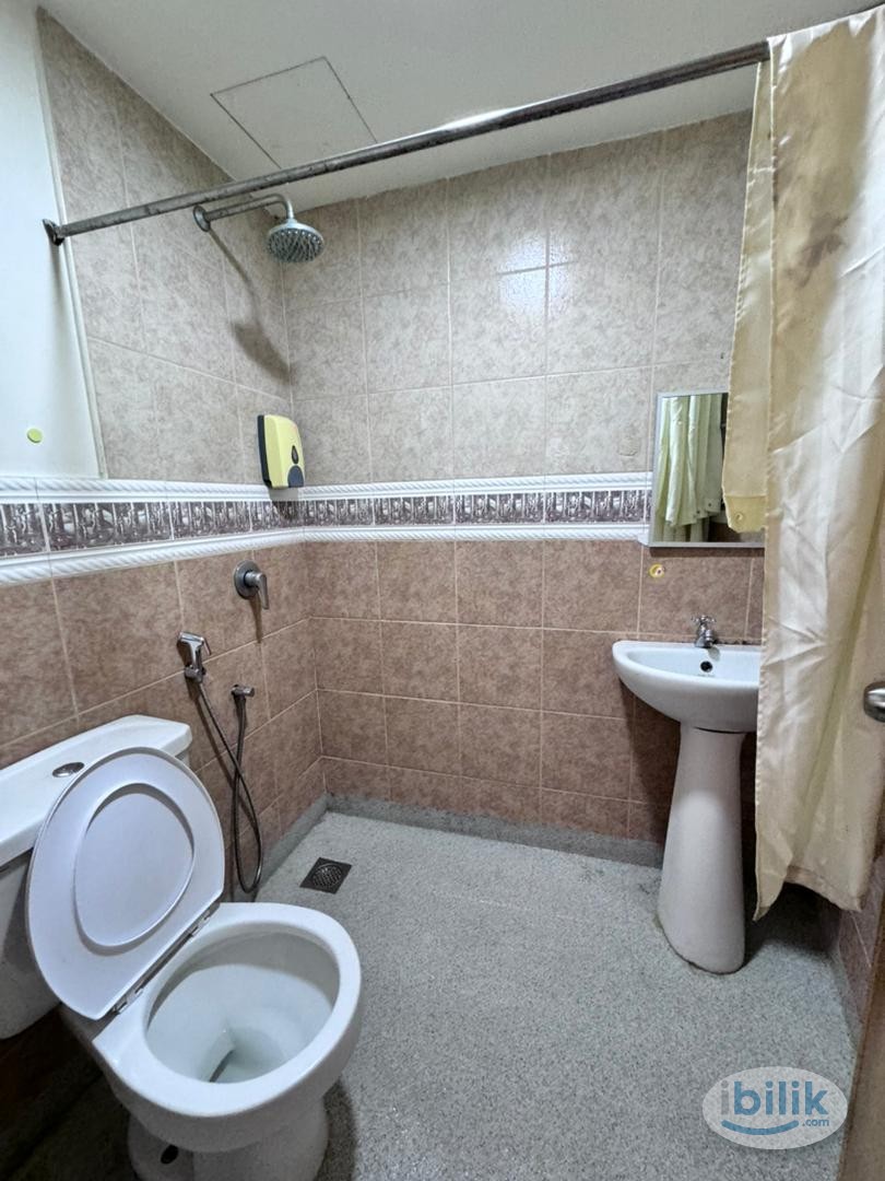 10min to Subang Airport✈️ Move-In Immediately💥  Free High Speed Wifi🌐 - Image 2