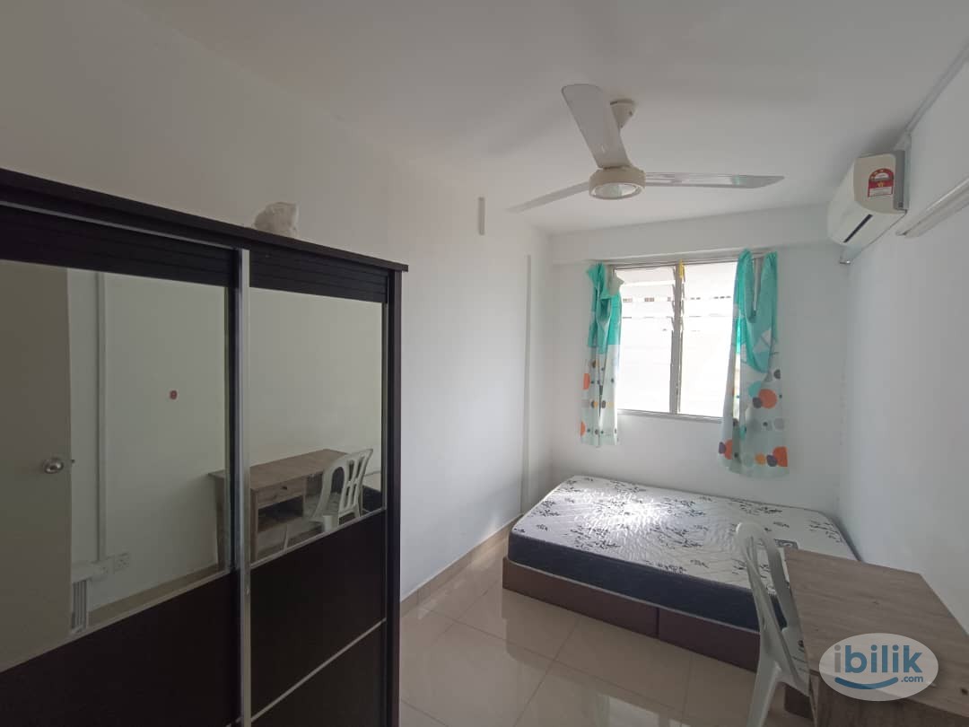 Sri Saujana Middle Room with A/C and Wifi For Rent in Georgetown - Image 3