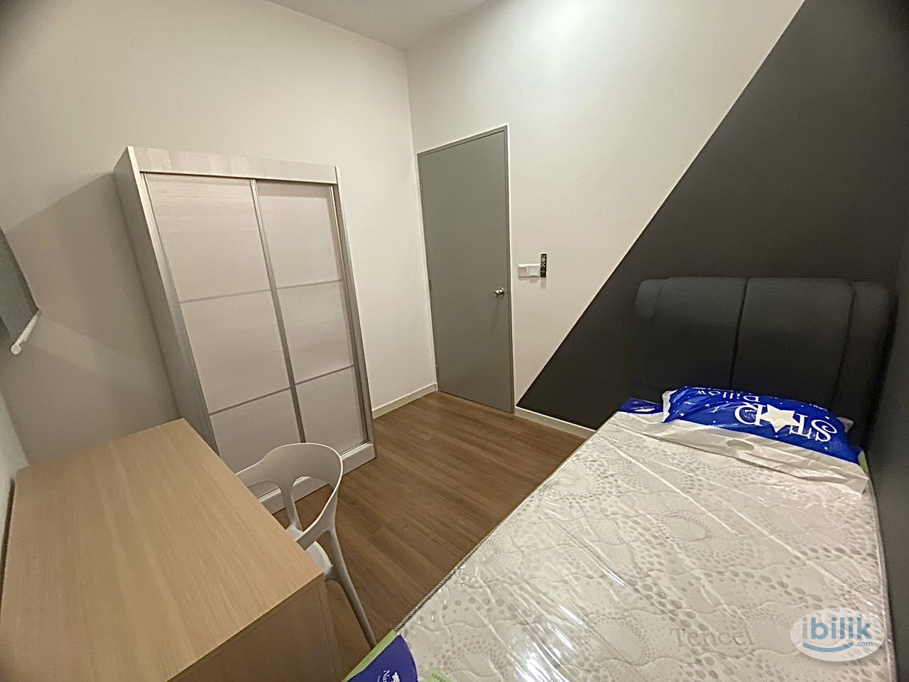 READY TO MOVE IN❗Single Room at M Vertica KL City Residences, Cheras - Image 1