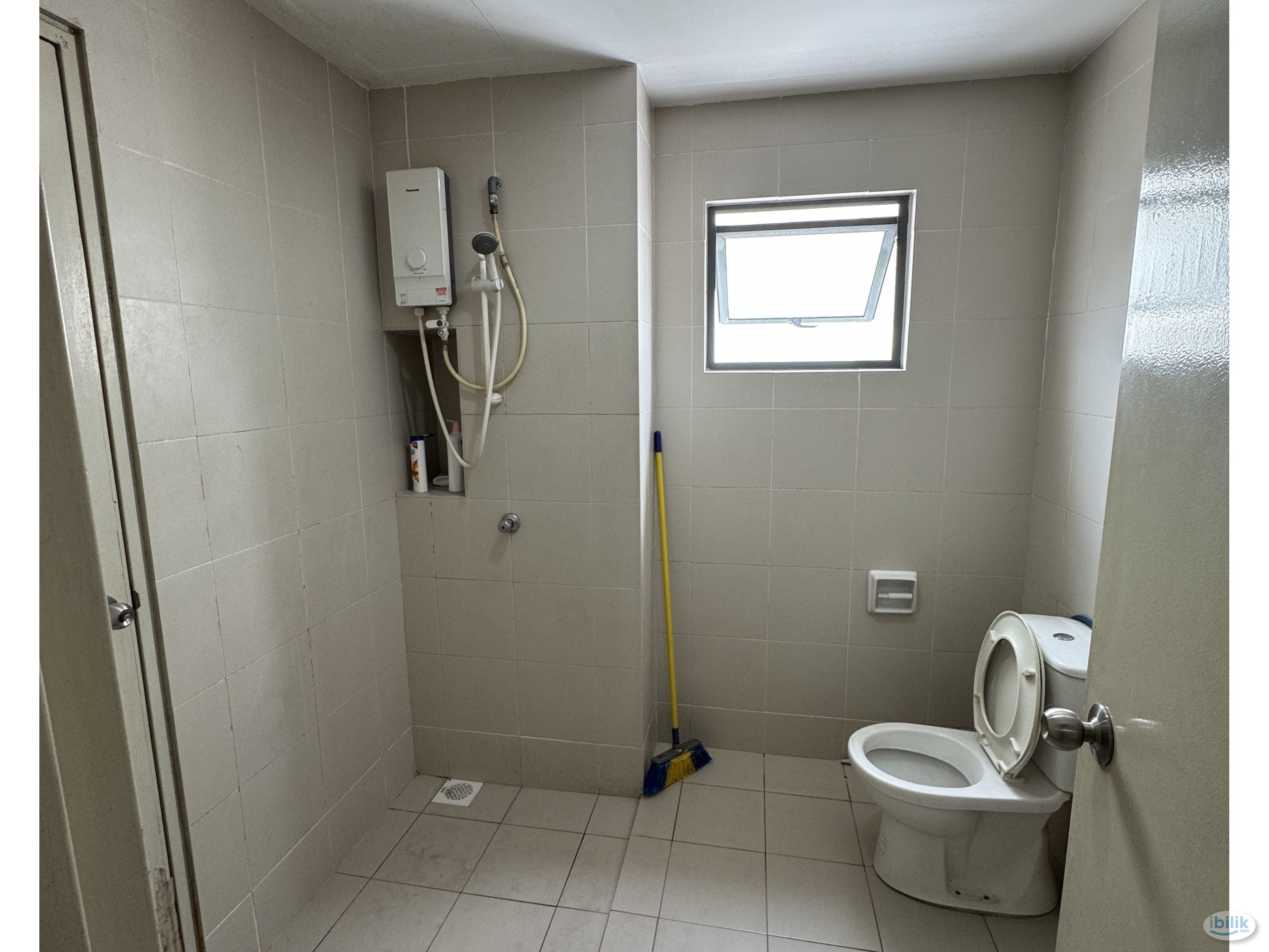 Strategic Location Room Rental @ SetiaWalk Residence - Image 2