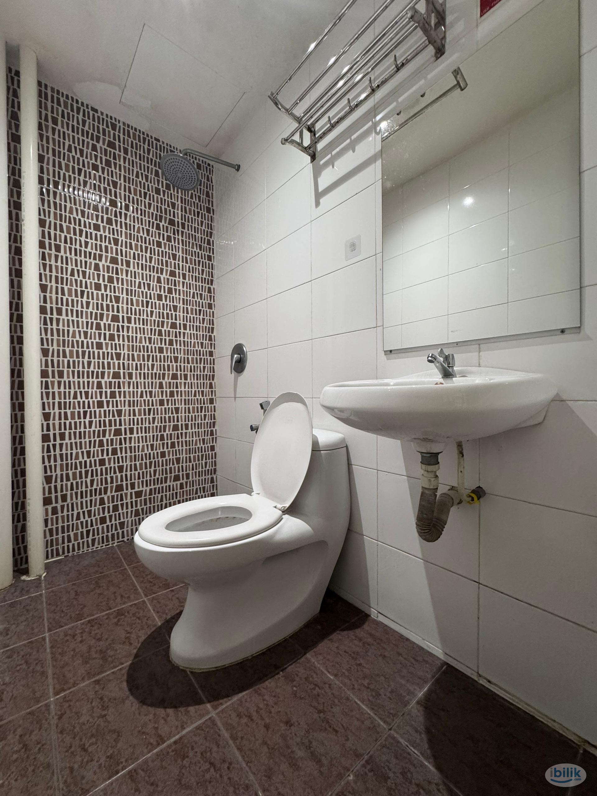 Zero Deposit Room Rental - Image 1