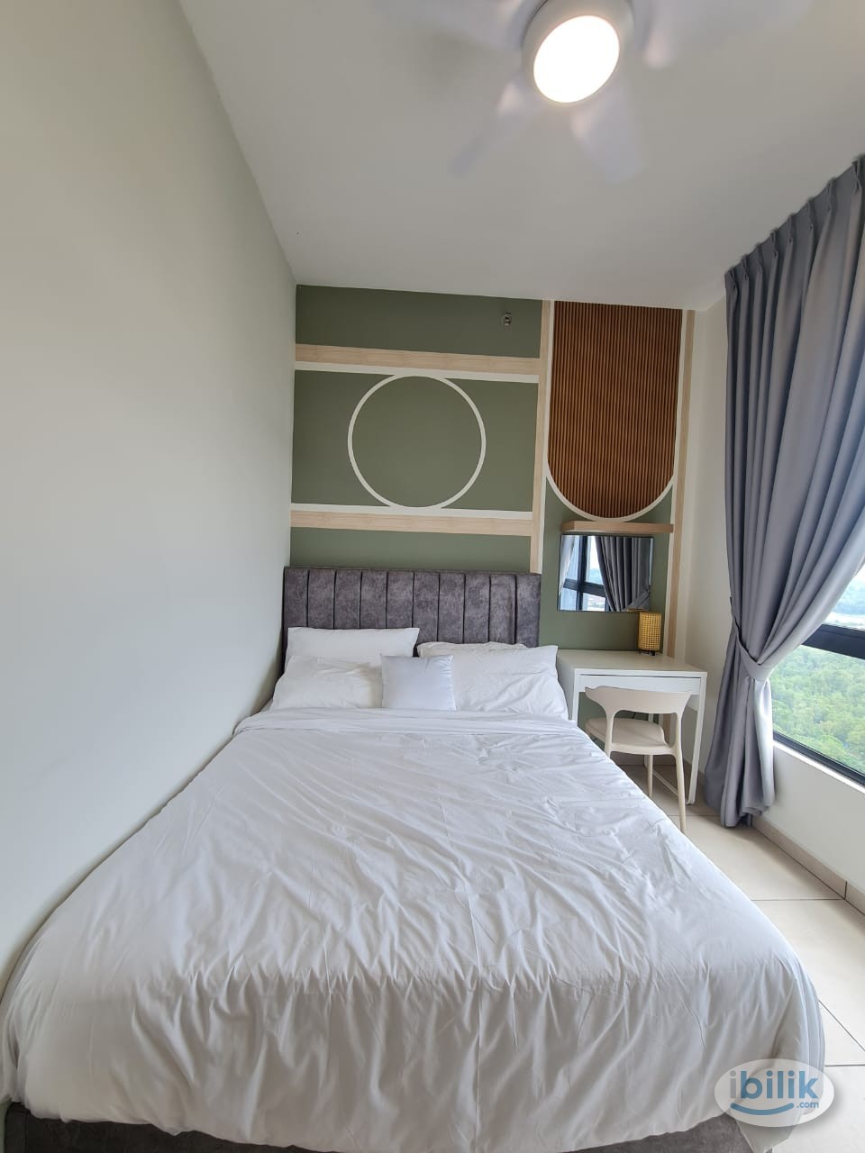 Middle Room at Meta Residences Putra Permai, Seri Kembangan - Image 1