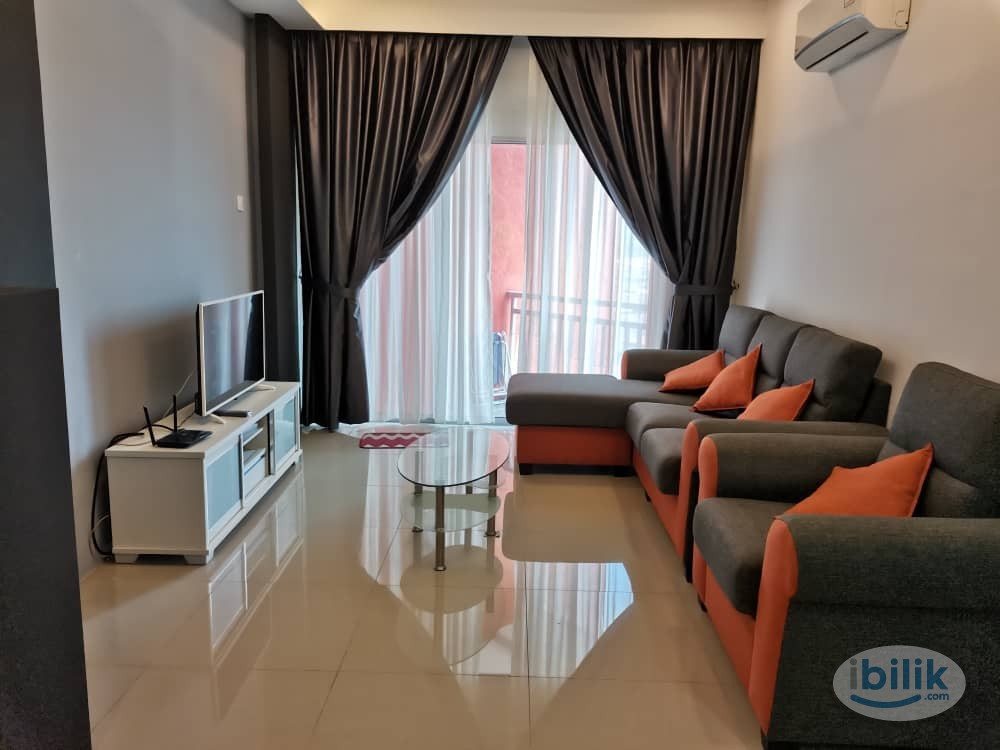 Middle Room at Ipoh, Perak - Image 1