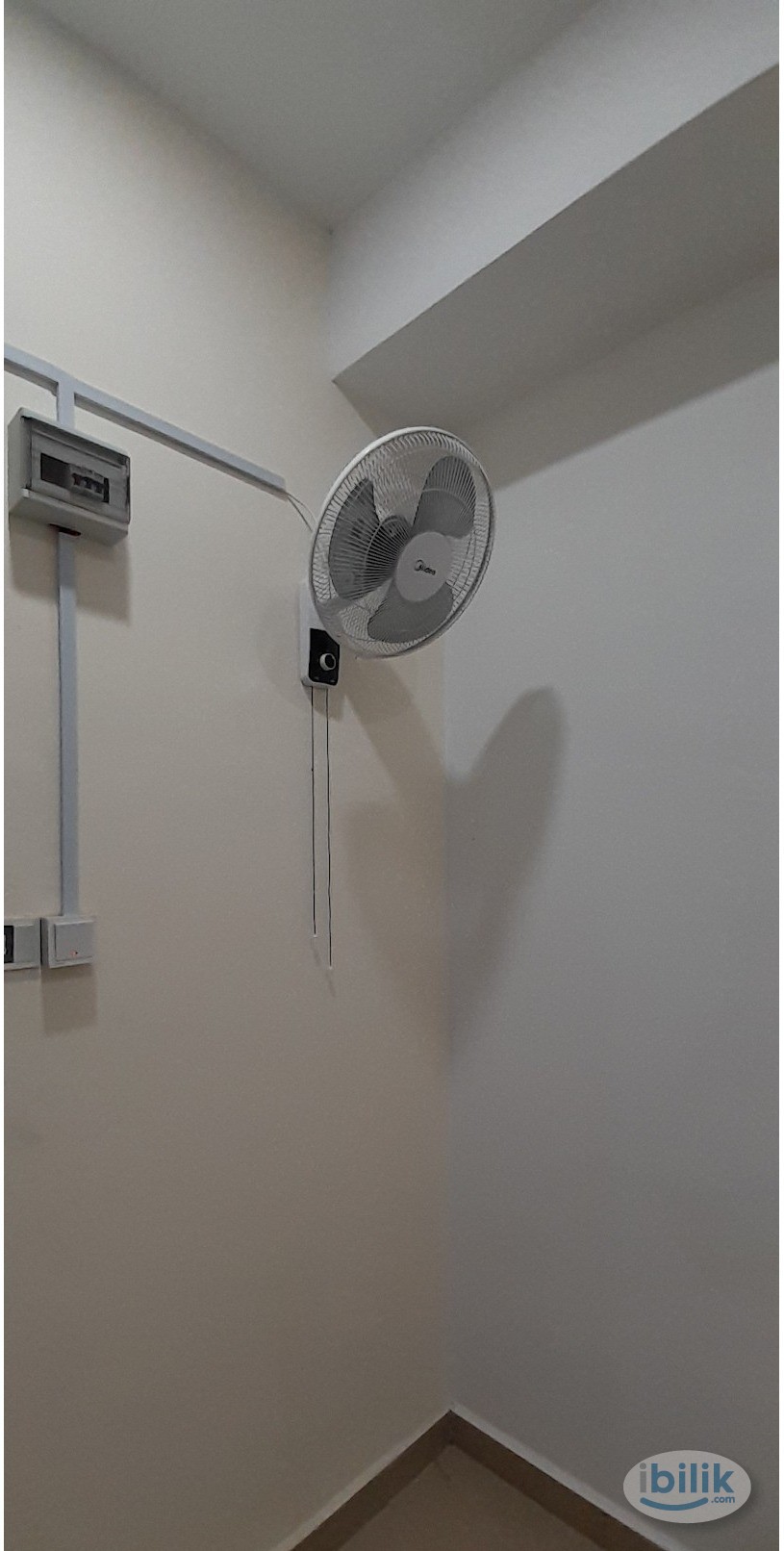 A single private bed room with basic furnish at Jalan Tempua 2 @t IOI Mall Puchong jaya. - Image 2