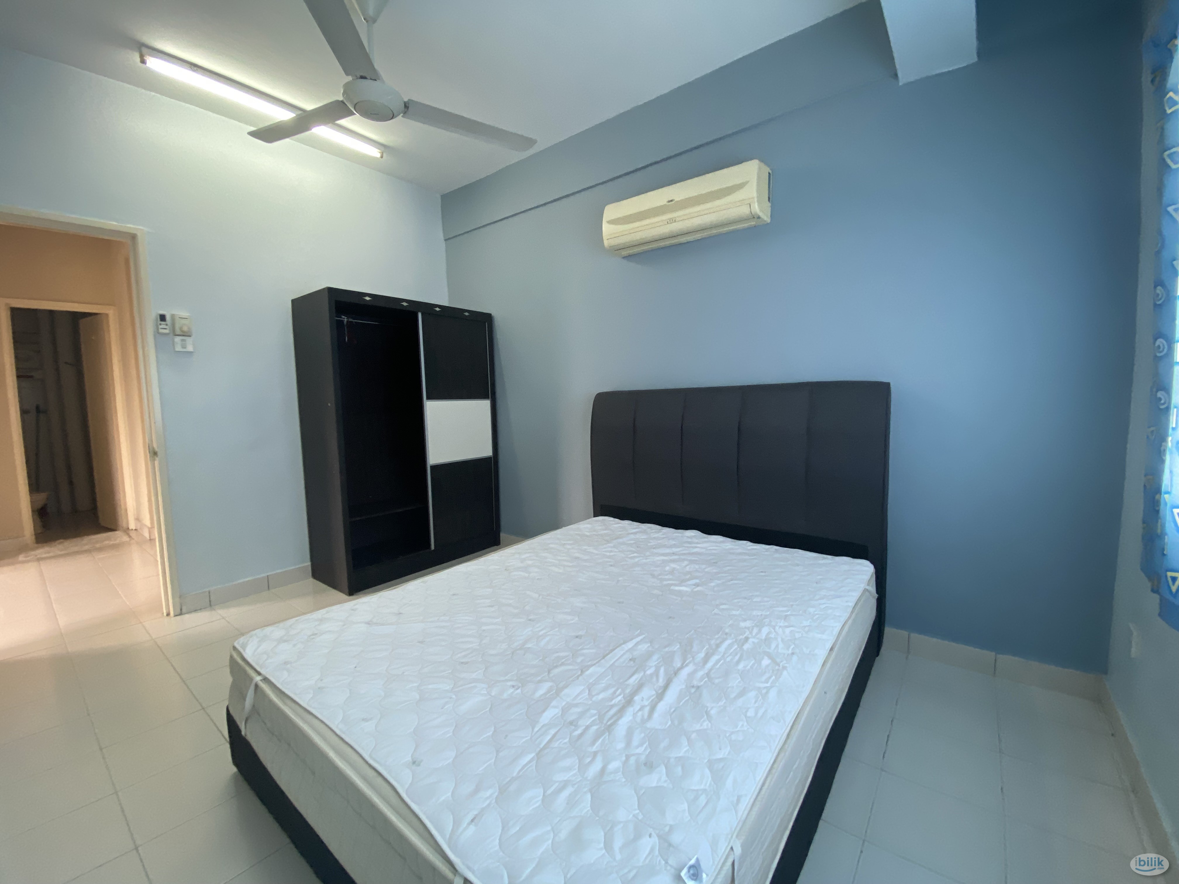 Middle Room at Bintang Mas, Bandar Sri Permaisuri - Image 1