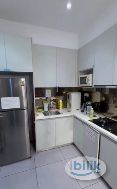 Middle Room for Rent at D'Sands Residence, Old Klang Road, Kuala Lumpur - Image 4
