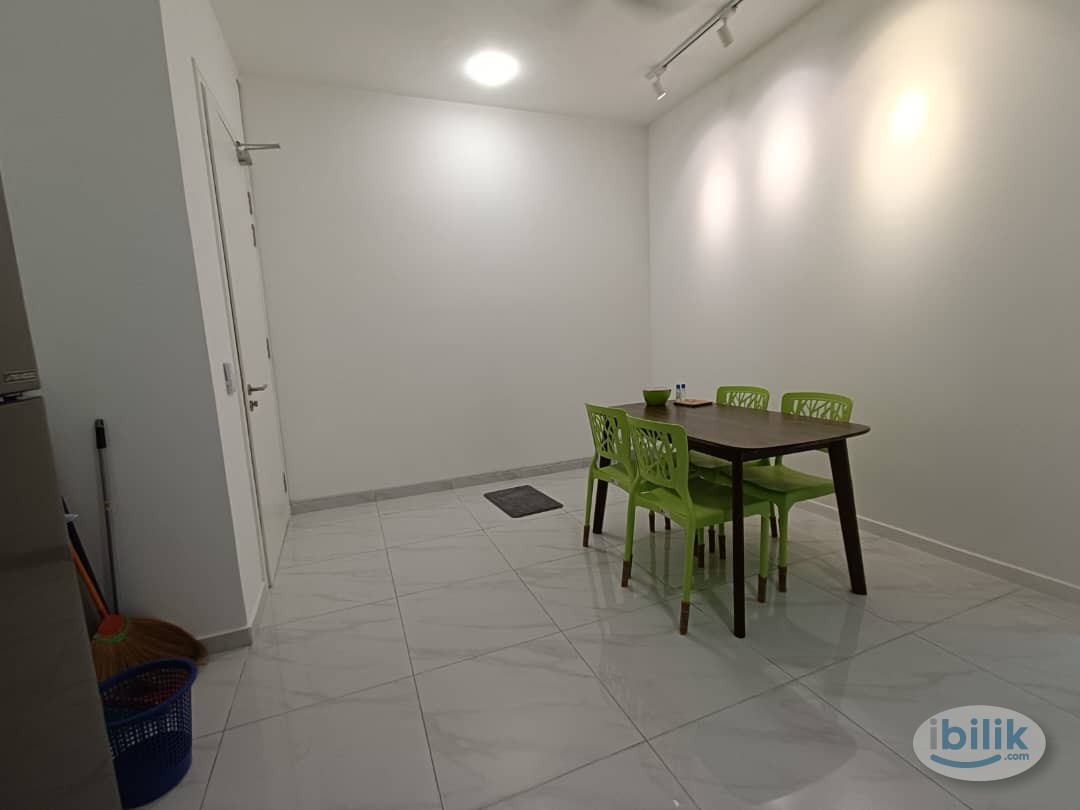 (Male) PArtition balcony Room at Equine Residence - Image 4